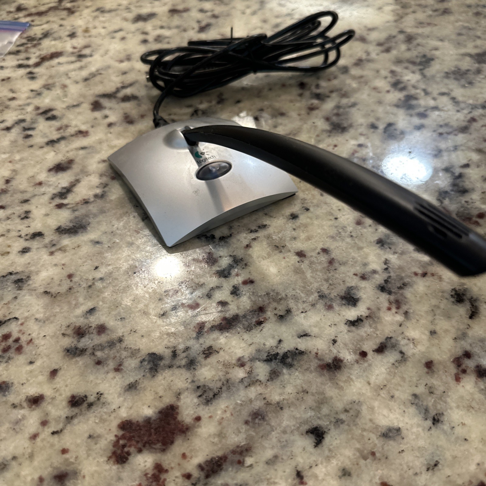 Logitech 980186-0403 Preamp Cable Consumer Microphone