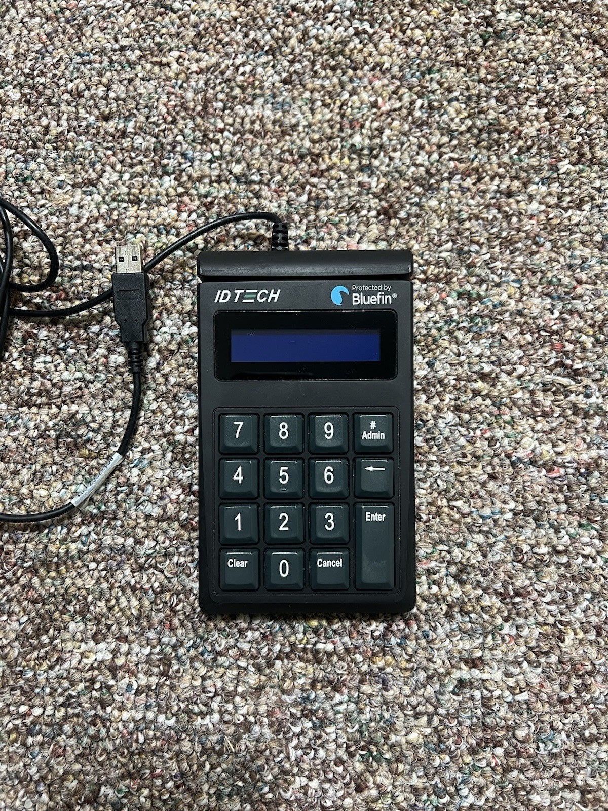 ID TECH SREDKey Key Pad + USB MagStripe Reader IDSK-534833TEB