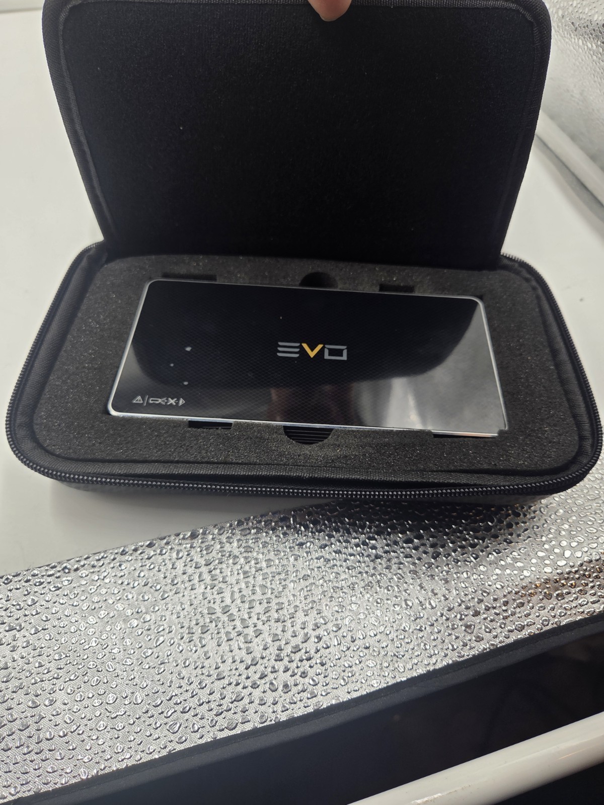 Evo SJ3000 Smart Mini Projector