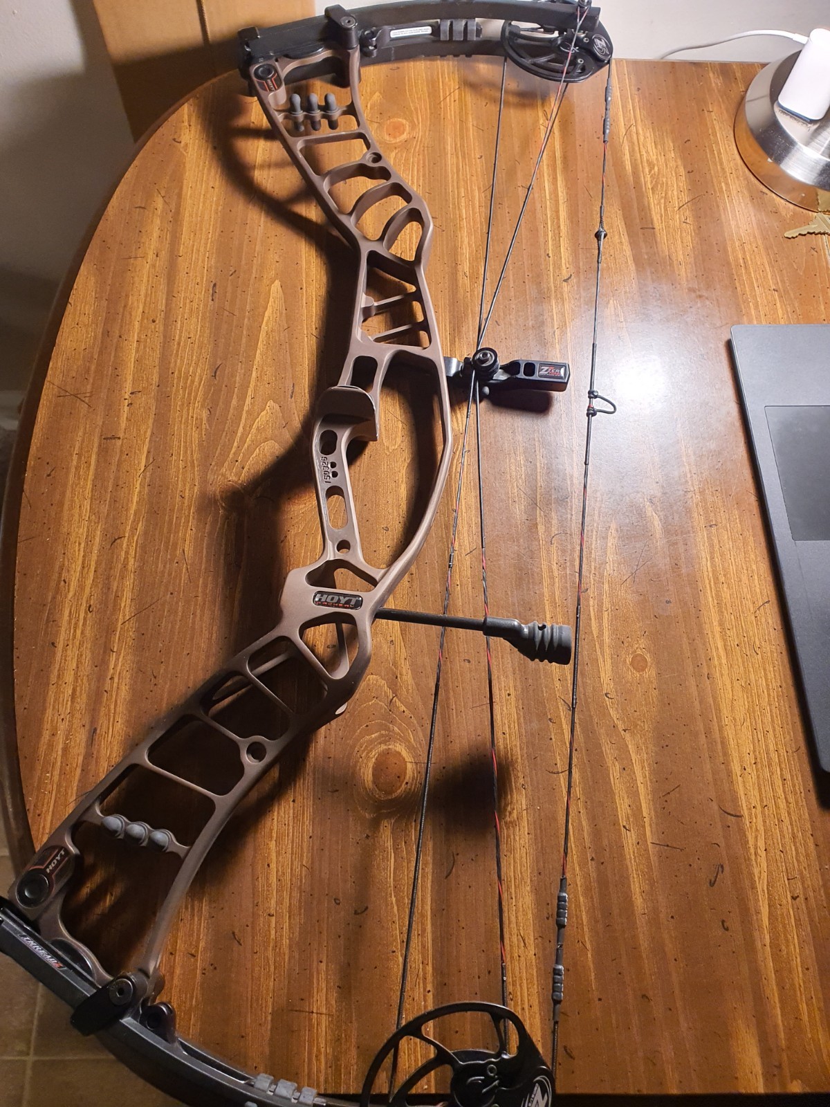 hoyt nitrum 34 #2 Cam 65lbs Harvest Brown