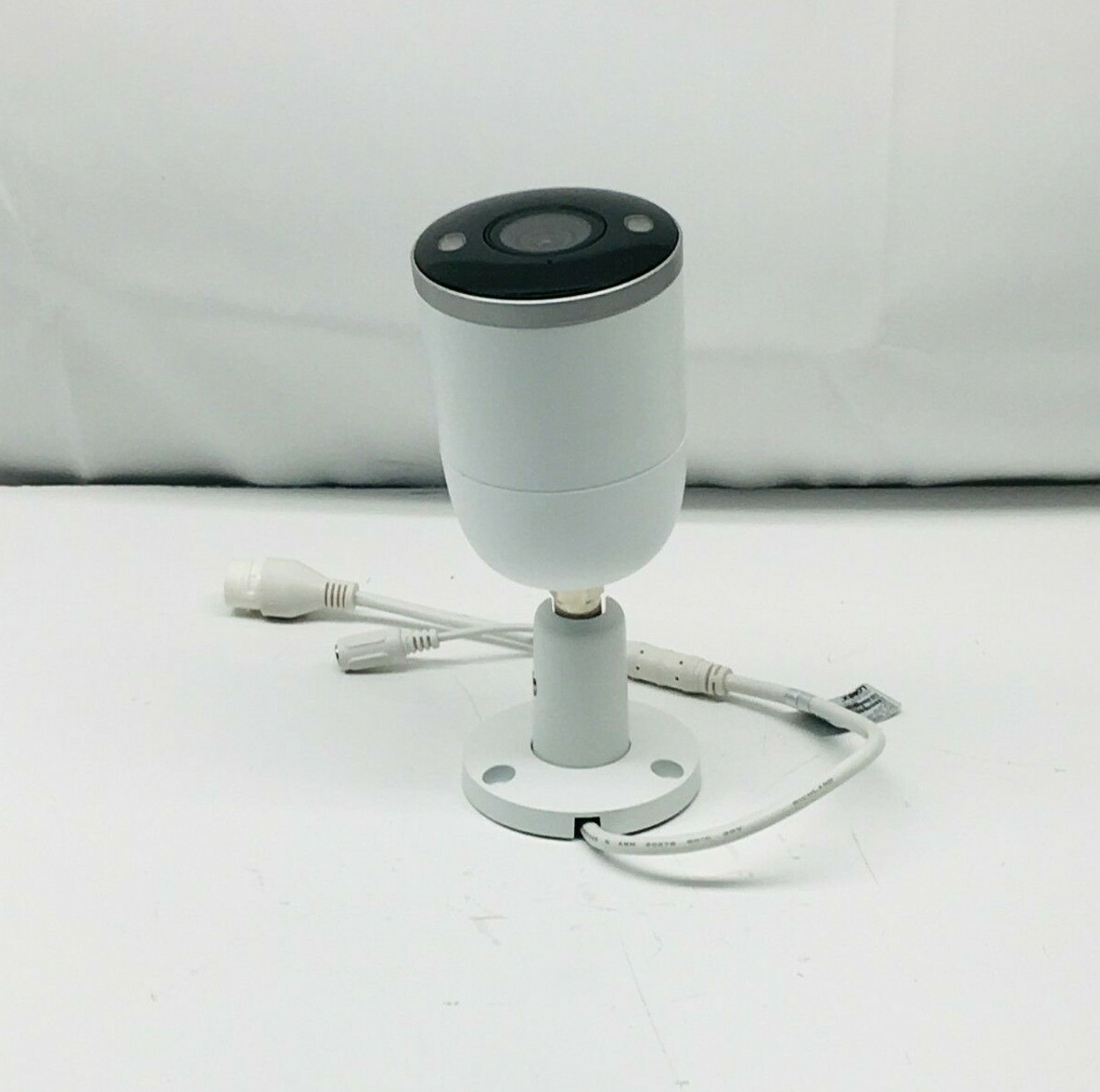 Lorex E892AB 4K Ultra HD Smart Deterrence IP Camera with Smart Motion Plus