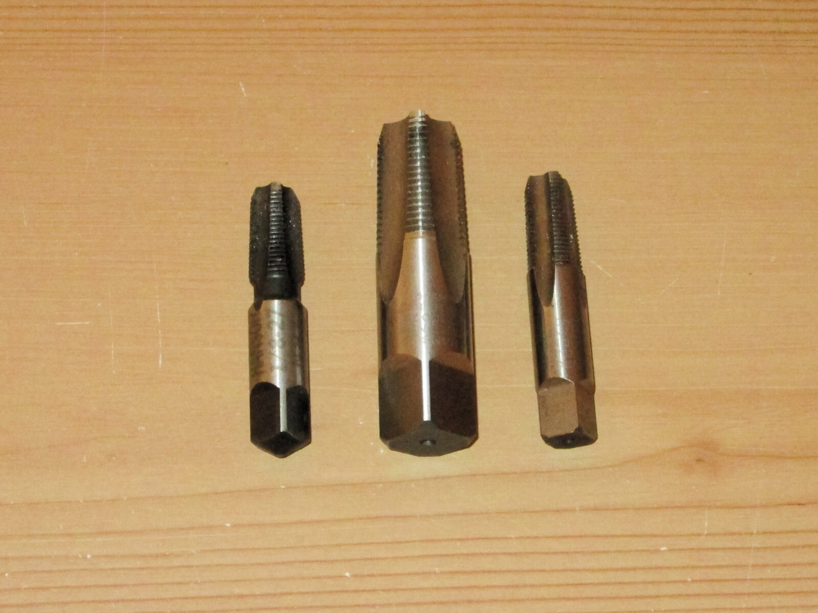 Lot of 3: Hanson Whitney Pipe Taps - Two 1/8-27 NPT Tap & One 3/8-18 NPT