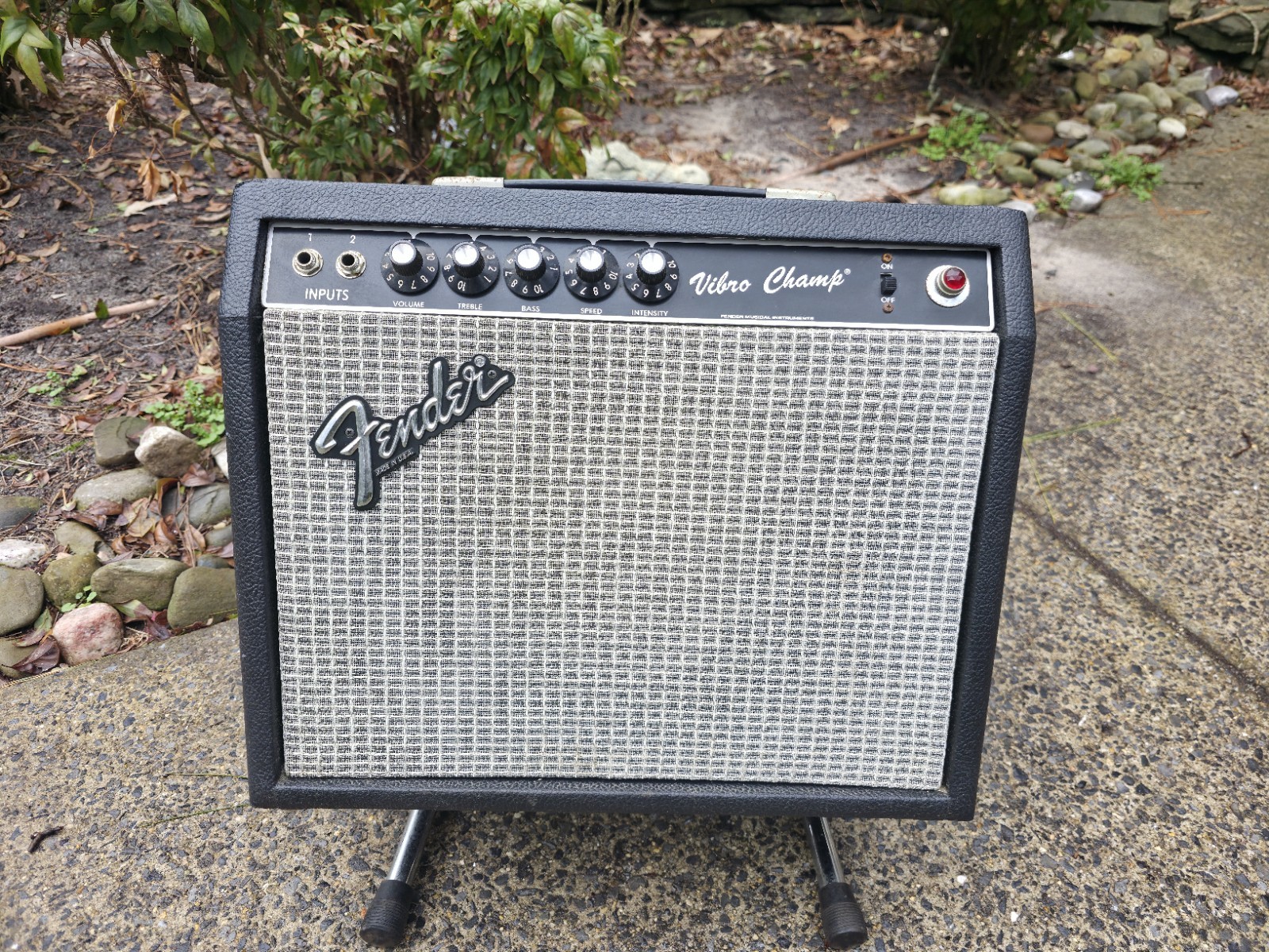 💥Video💥 Vintage 1982 Fender Vibro Champ Tube Combo Amp Blackface, 100% Origina