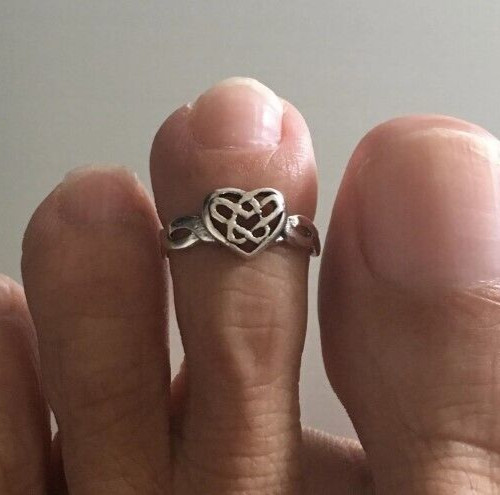 Solid Metal 925 Silver Women's Love Heart Adjustable Toe Ring White Gold Plated