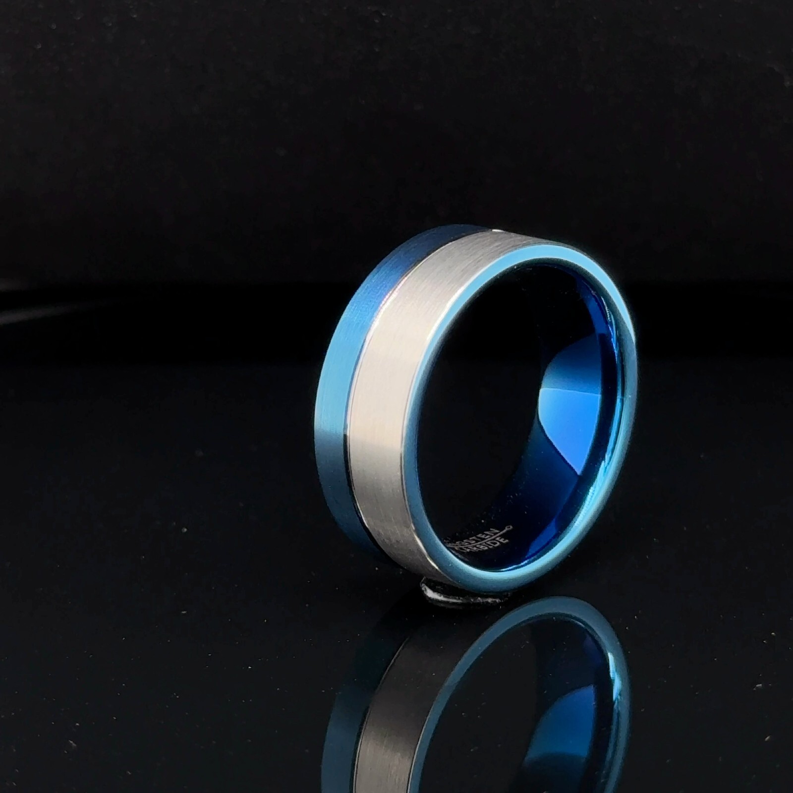 Unisex 8mm Tungsten Carbide Ring Silver & Blue Finish Scratch-Proof Durable Band