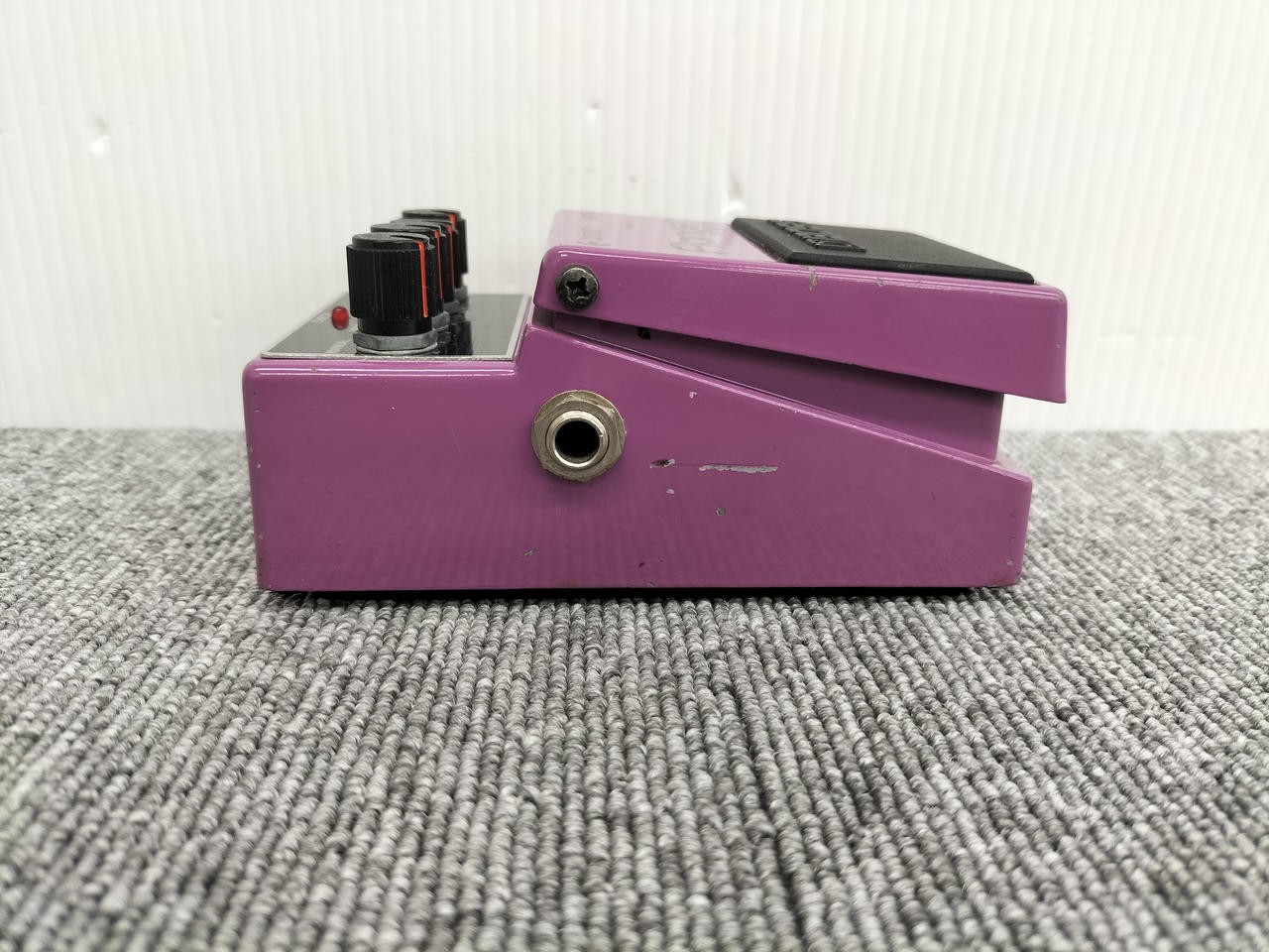 BOSS BF-2 flanger pedal