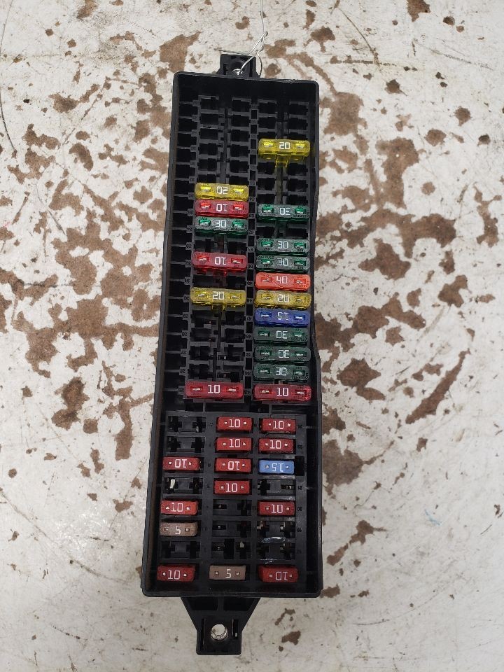 Used Fuse Box Cabin fits: 2018 Volkswagen Passat  Grade A