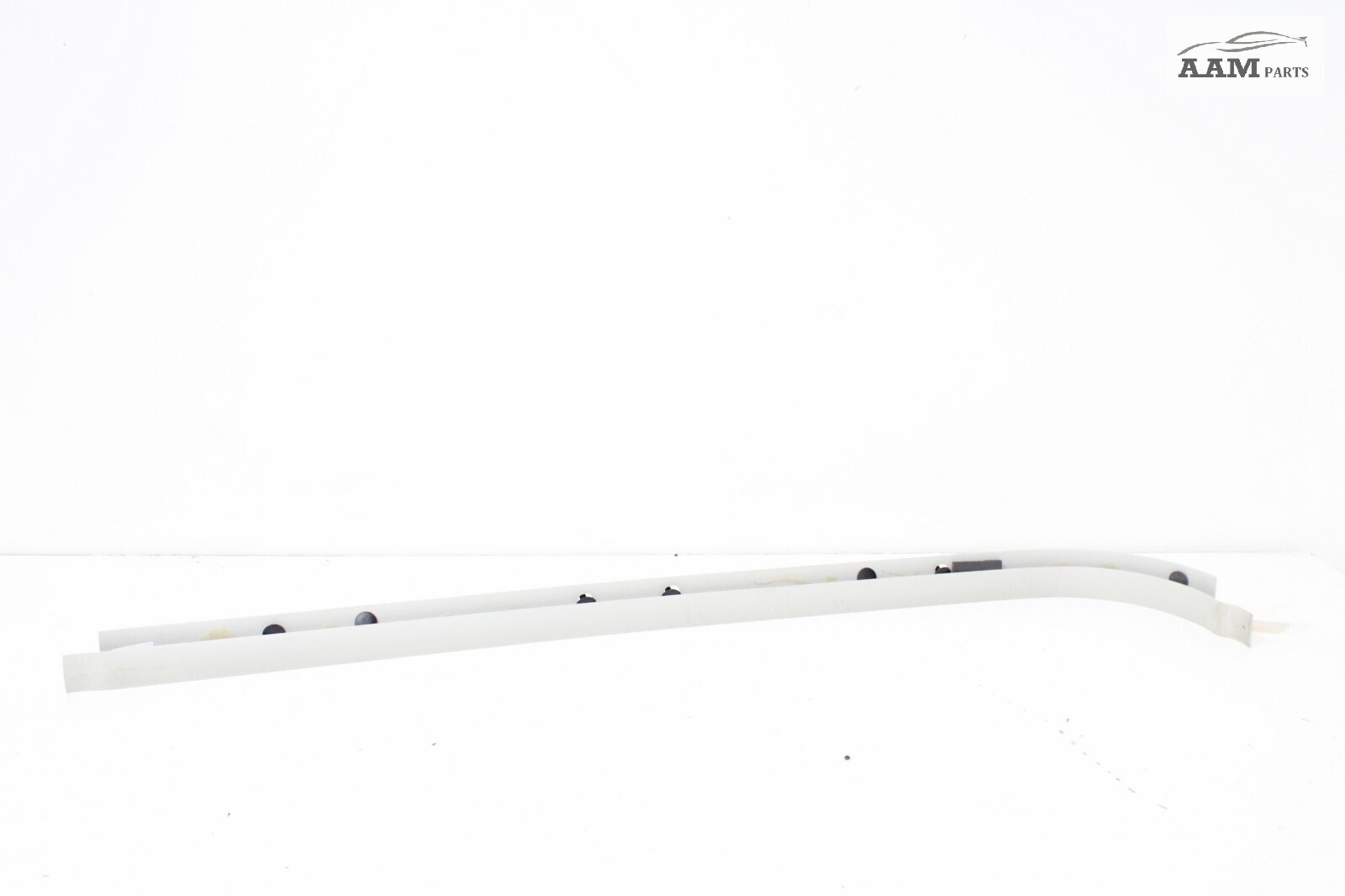 2018-2024 VOLVO VNL 760 LEFT SIDE INTERIOR MOLDING TRIM COVER PLASTIC 106052 OEM