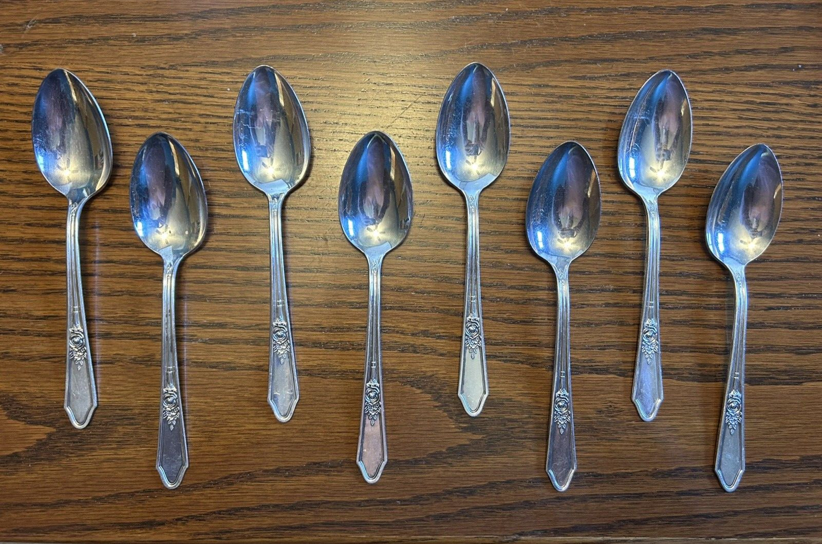 Lot of 8 Table Spoons 1933 Manor Plate Triple Rosedale Pattern