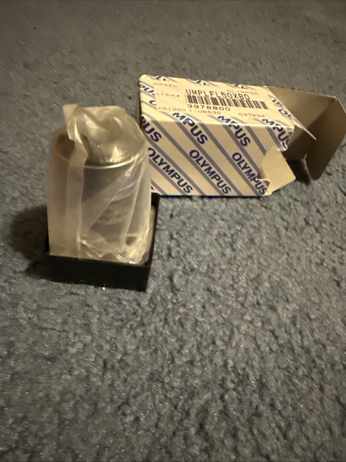 Olympus Microscope Objective UMPlanFl 50x BD BF/DF. UN530 Made In Japan