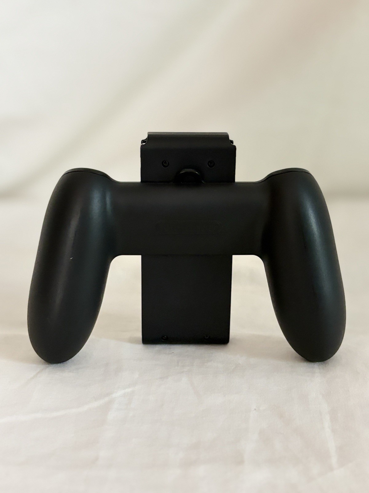 Nintendo Joy-Con OEM Charging Grip Controller Black HAC-011