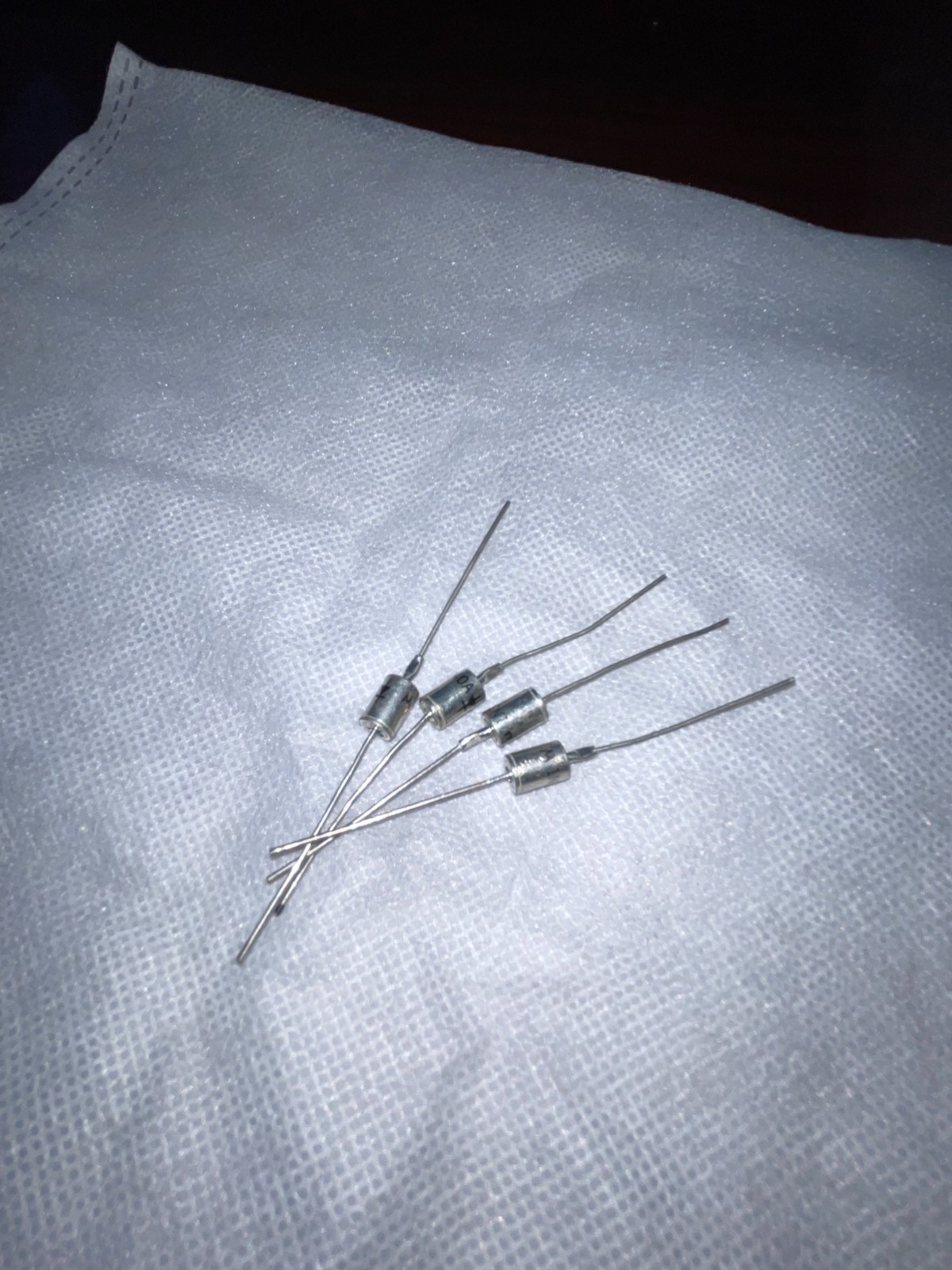 Qty 4: New Motorola 1N3040A Diodes US Stock NOS