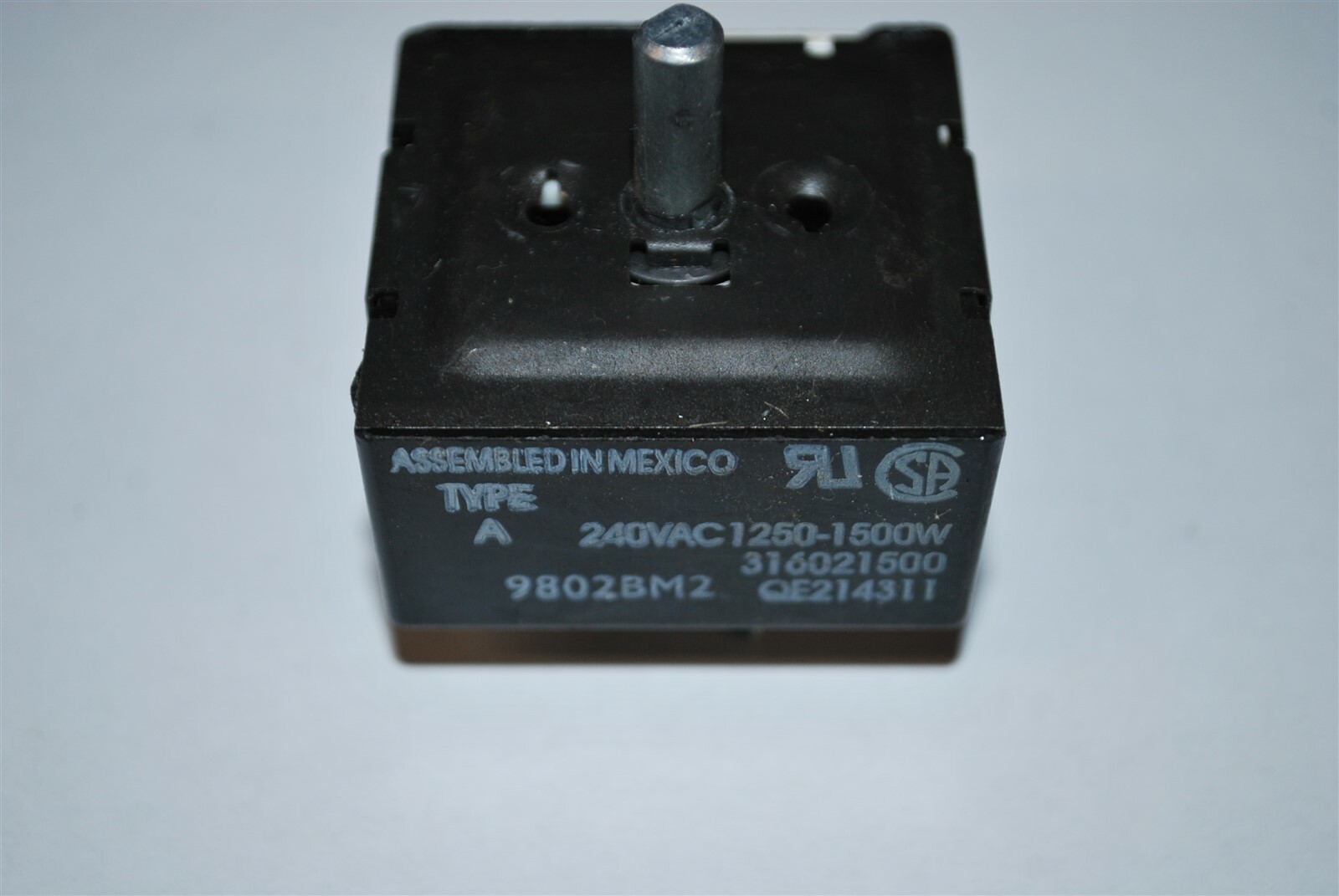 FRIGIDAIRE KENMORE TAPPAN Range Oven Small Surface Element Switch 316021500