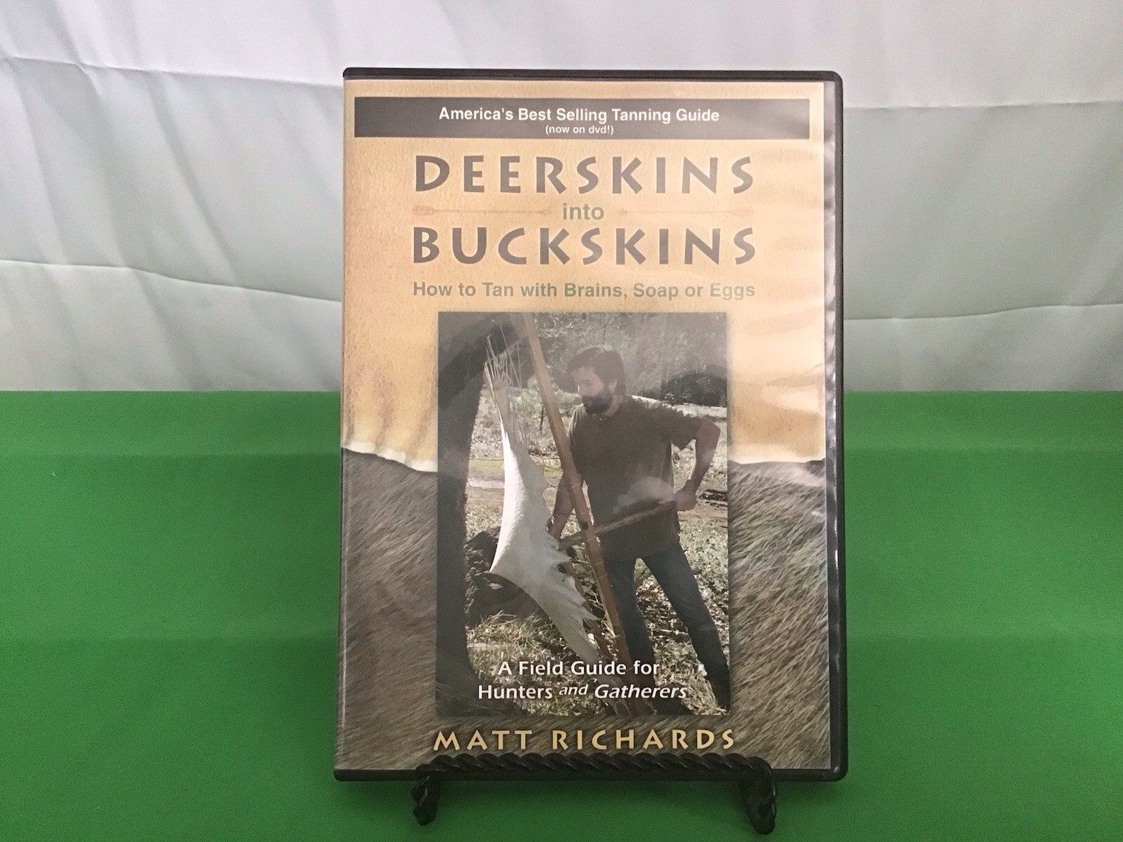 deerskins into buckskins / How To Tan Skins DVD