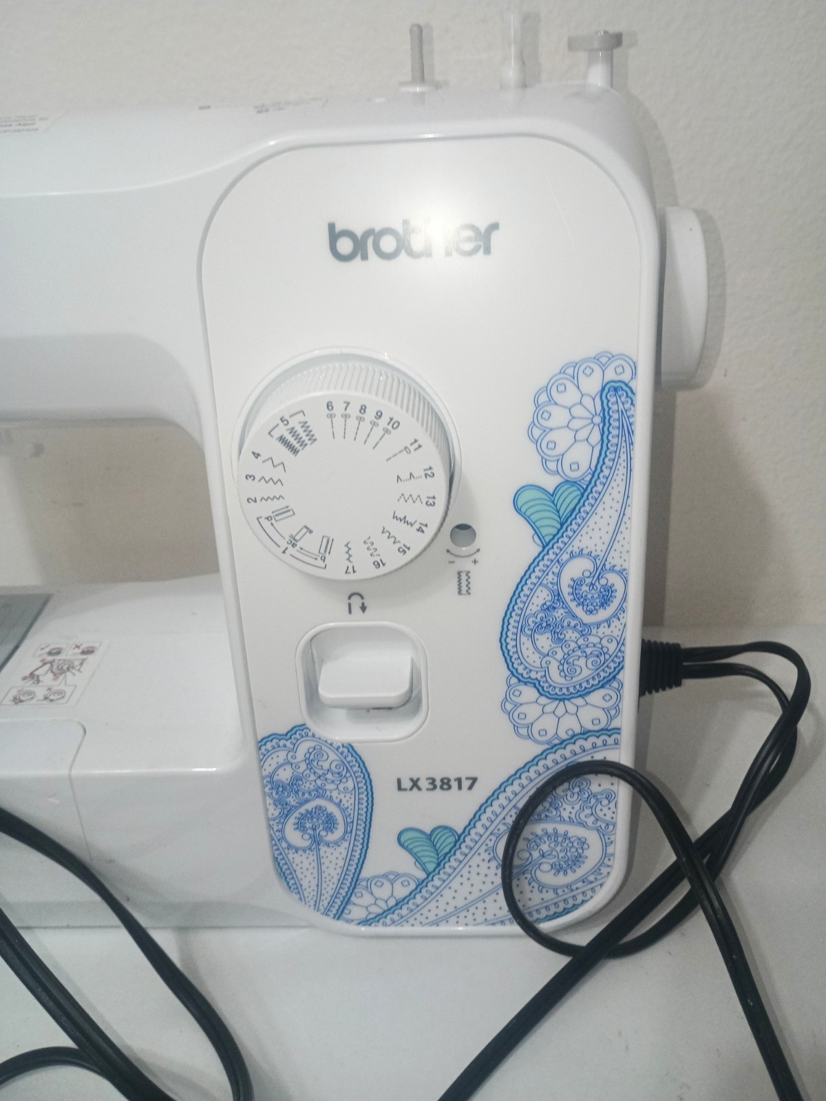 Brother Sewing Machine Model LX3817 Tested And Working