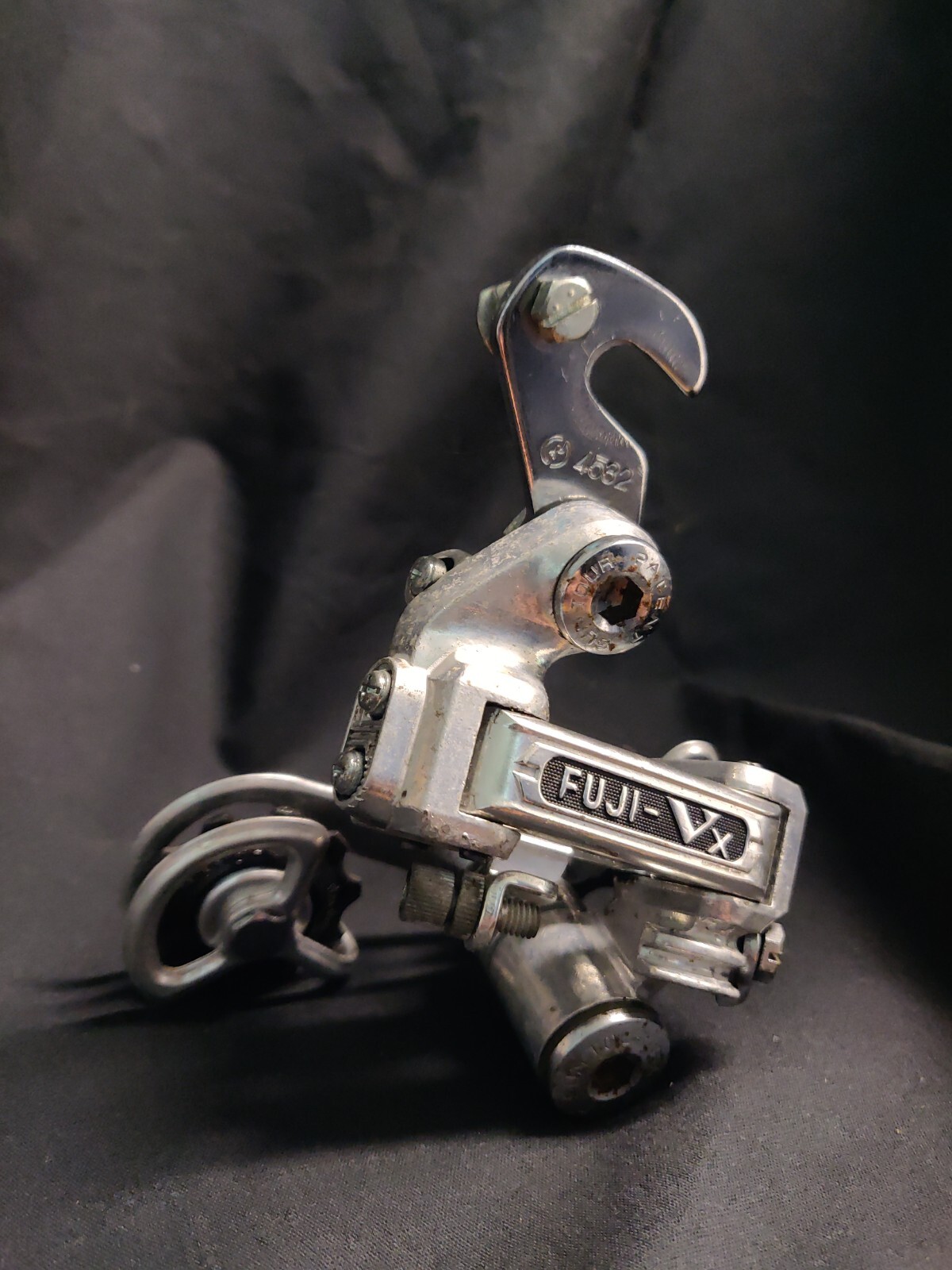Vintage Suntour Fuji VX-S Rear Derailleur Medium Cage, removable Claw Hanger