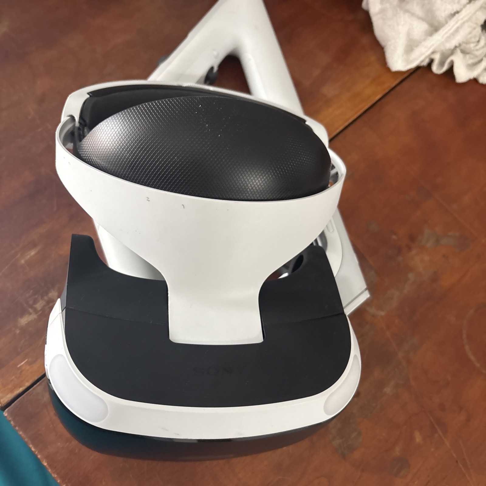 Sony PlayStation VR Headset For PS4 with PlayStation Light Gun