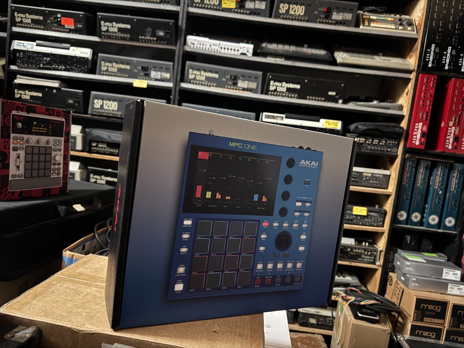 Akai Professional MPC ONE G2 Standalone Sampler Sequencer New ARMENS