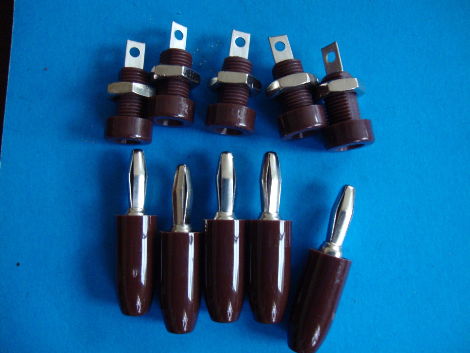 Johnson Cinch -5 brown Banana Plugs and jacks 108-0908-001, 108-0308-001