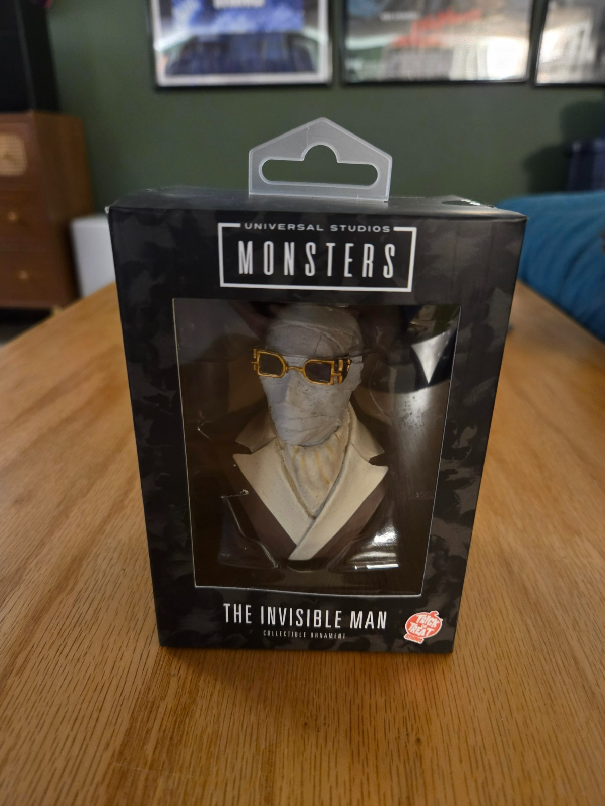 Trick or Treat Studios Holiday Horrors The Invisible Man Ornament New In Stock