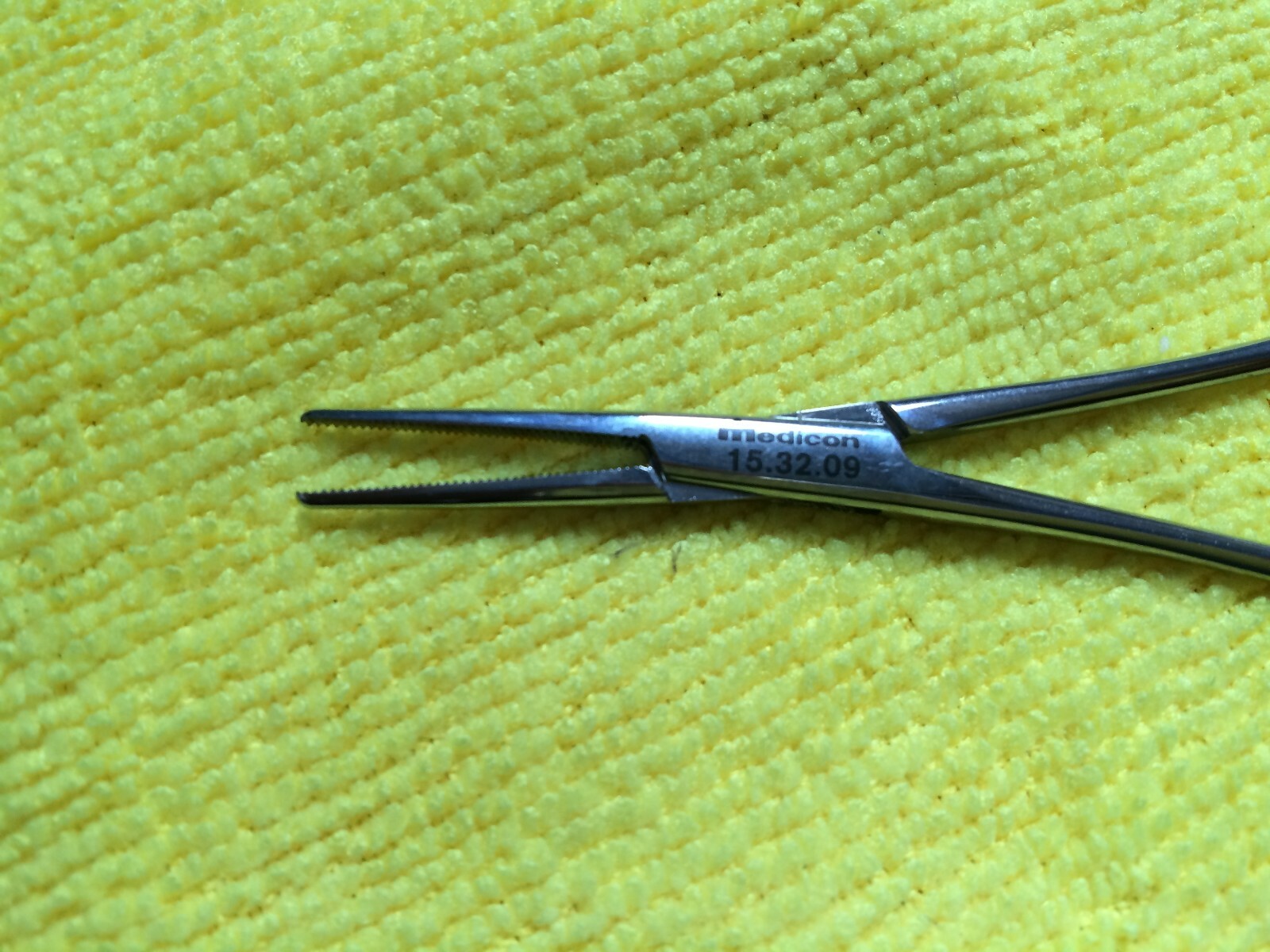 Medicon 15.32.09 Hemostatic Forceps