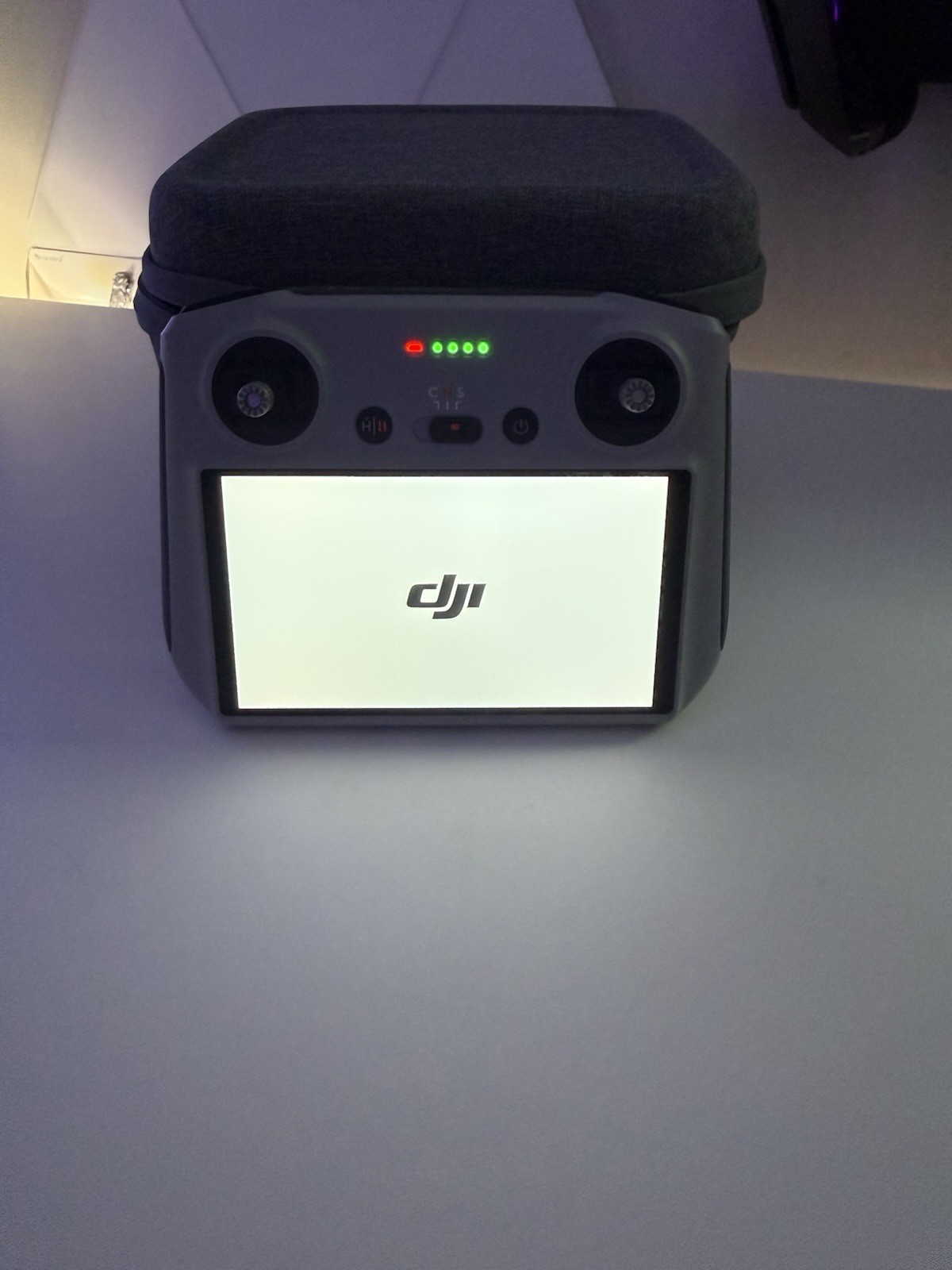 DJI RC Remote Controller Built-In Screen USB-C for Mini 3 Pro Gray RC231