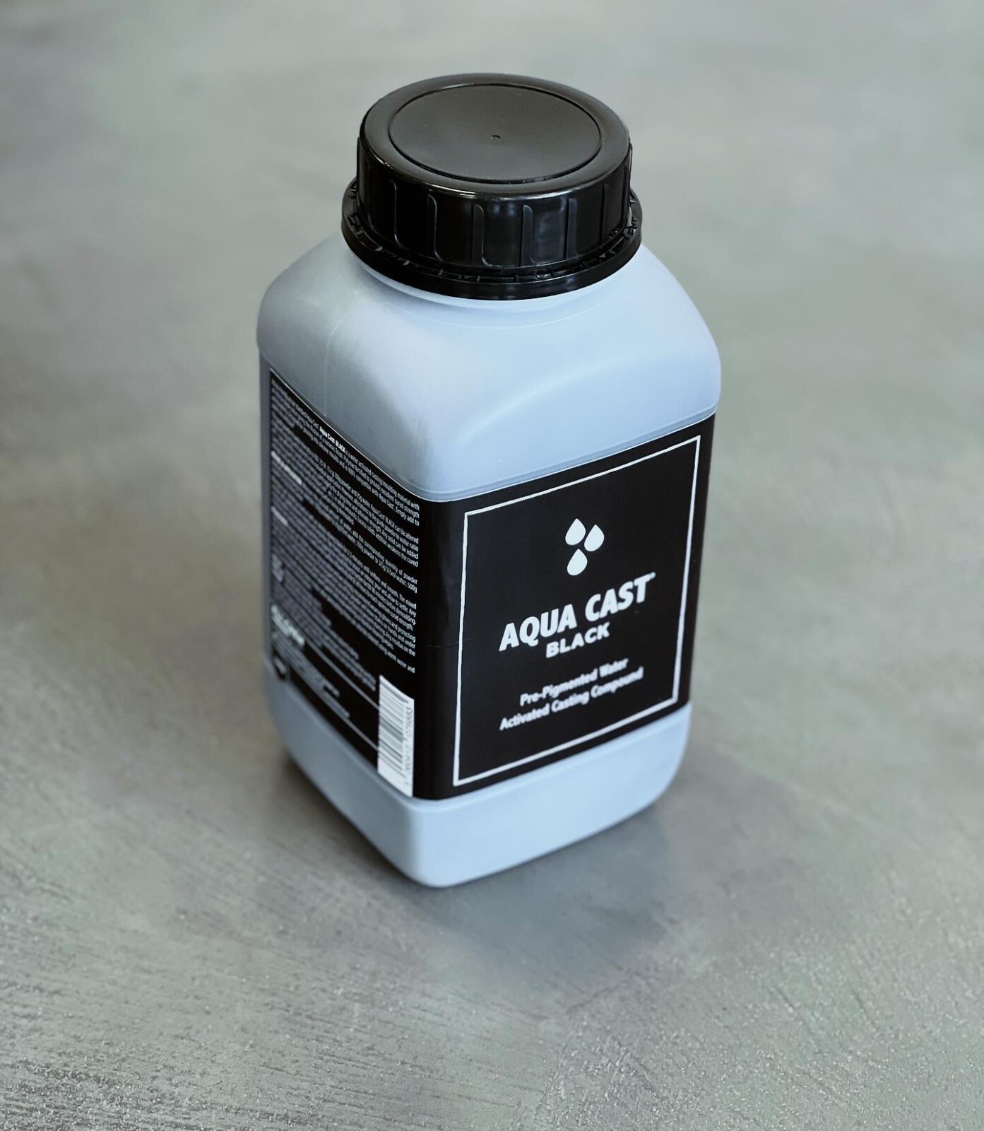 Aqua Cast® BLACK Water Activated Casting Compound