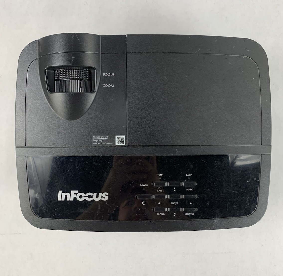 InFocus IN112a DLP Lamp Projector 1775 Lamp Hours - No Remote