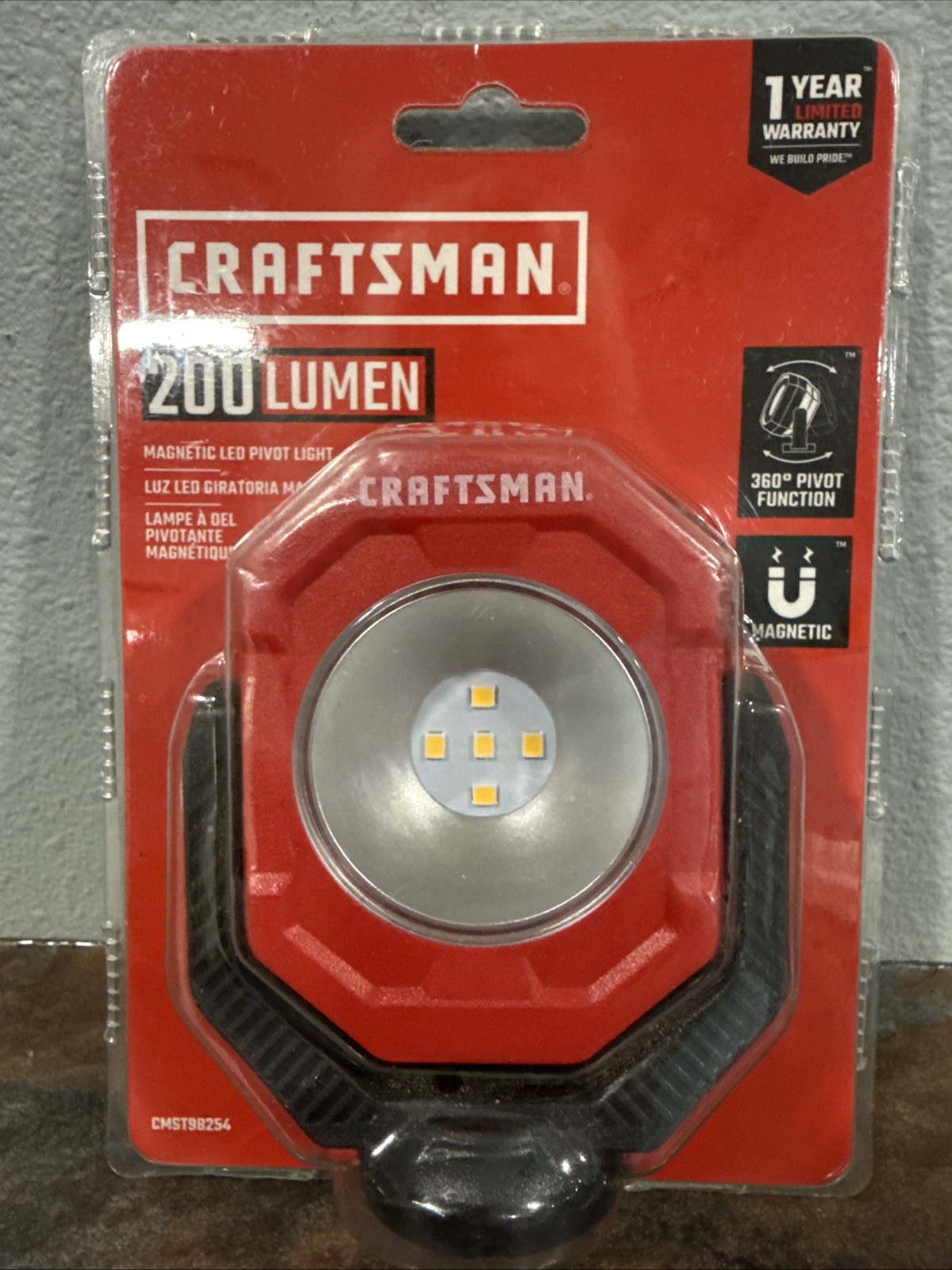 Craftsman 200 Lumen Magnetic LED Work Light CMST98254 NOS Sealed New
