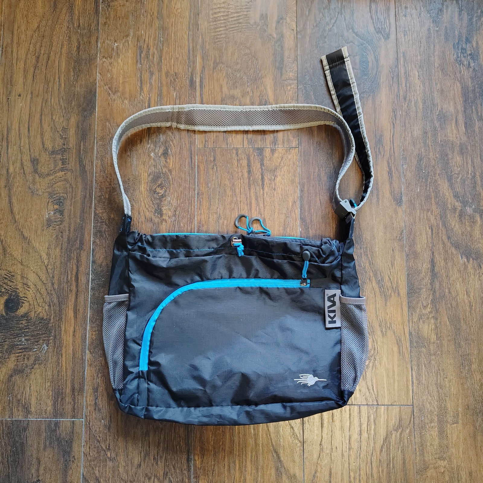 KIVA Crossbody Shoulder Bag Lightweight Hiking Travel
