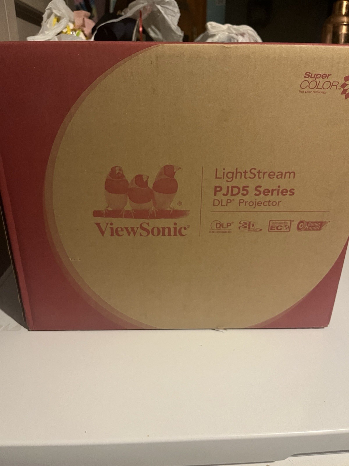ViewSonic PJD5555W DLP 3300 ANSI WXGA 1280x800 HDMI 3D-Ready Red
