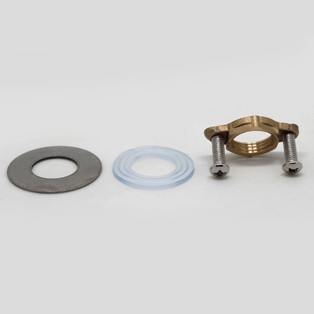 Stable Water Flow with this Threaded Pipe and Hose Fastening Solution!