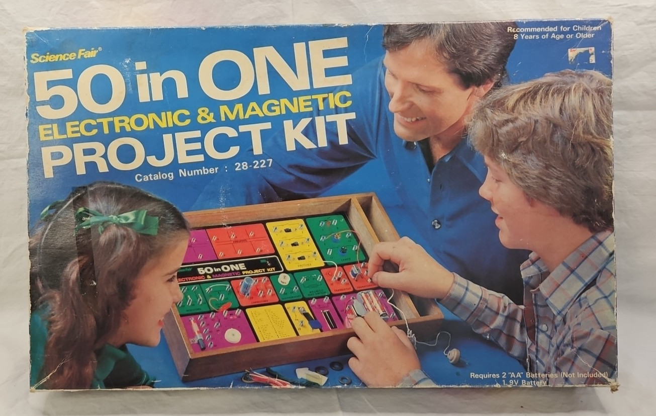 Science Fair Electronic Kit Lab 50-in-one 1 Radio Shack Bonus Crystal  Radio Vtg