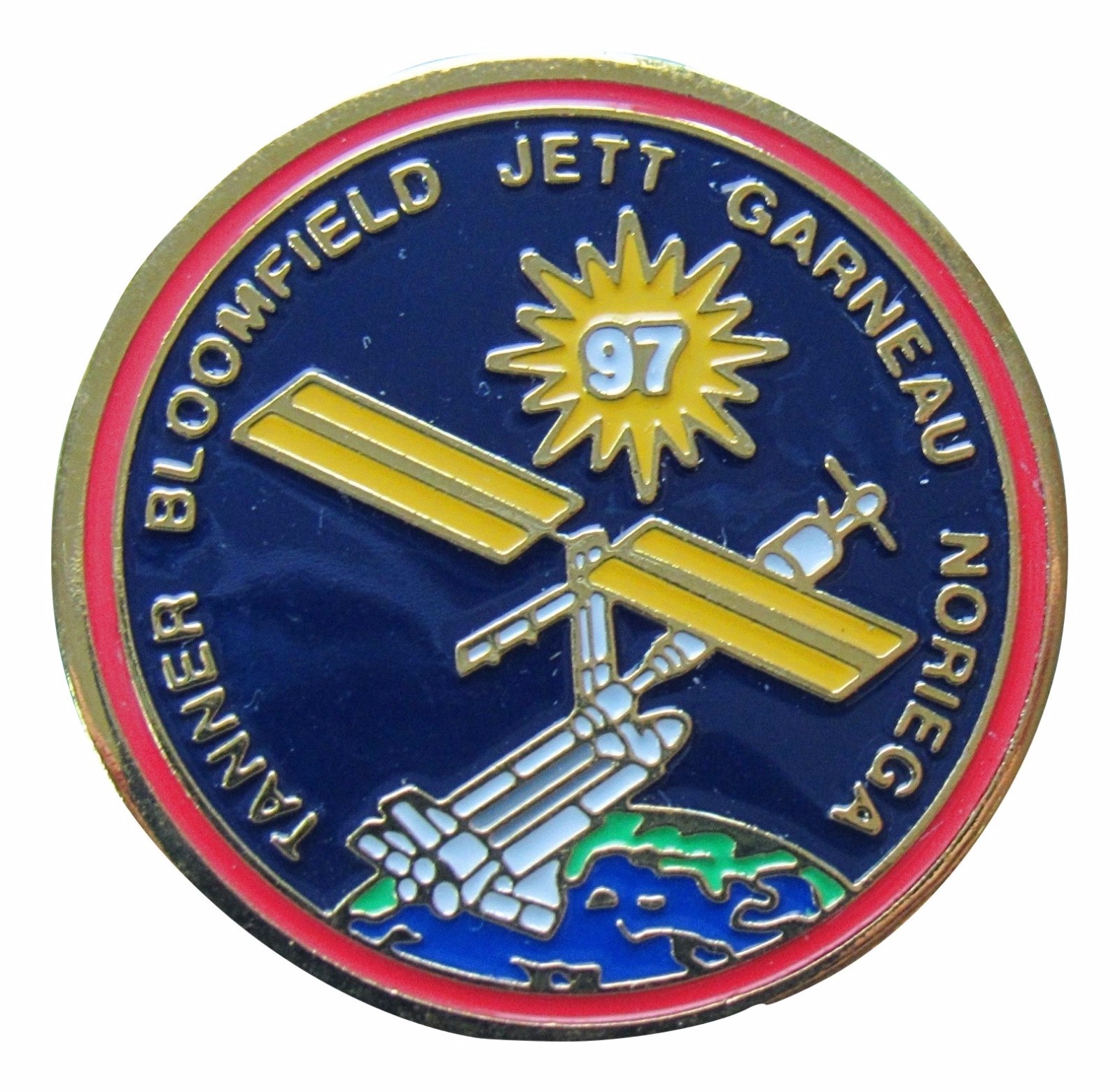 PIN enamel vtg NASA Space Shuttle STS-97 ENDEAVOUR  ISS Jett Gareau  1"