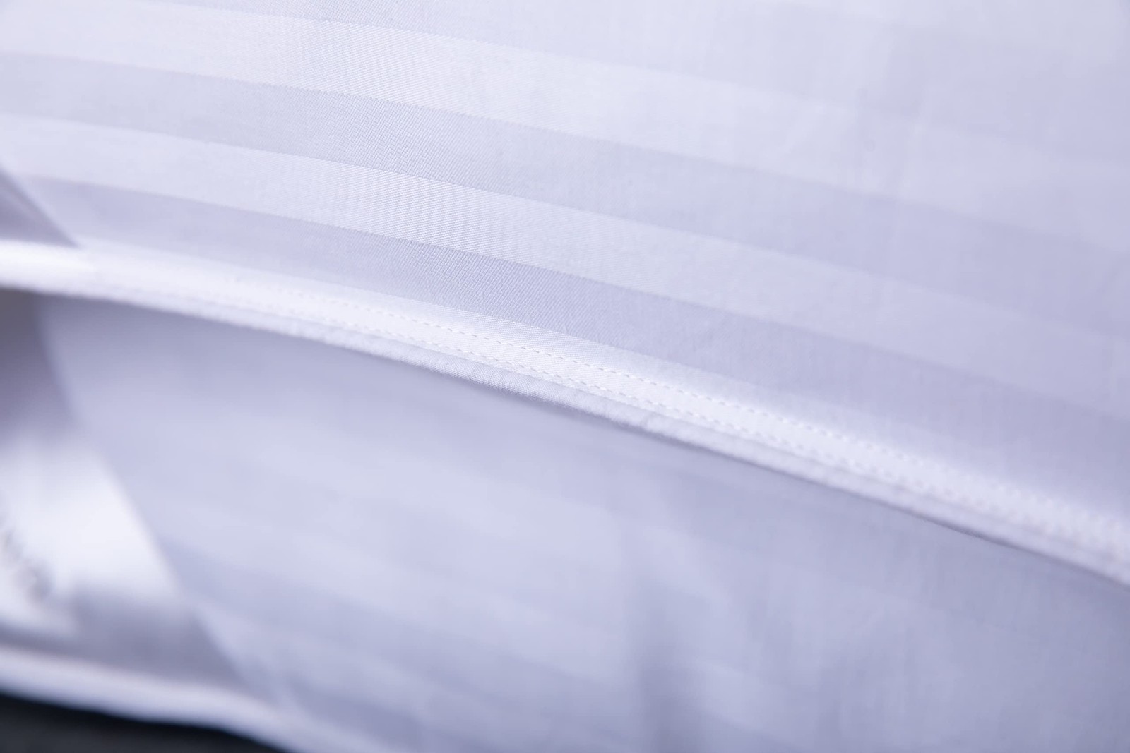 ArcticNorthDown Standard Goose Down (Pack of 1), Stripe White