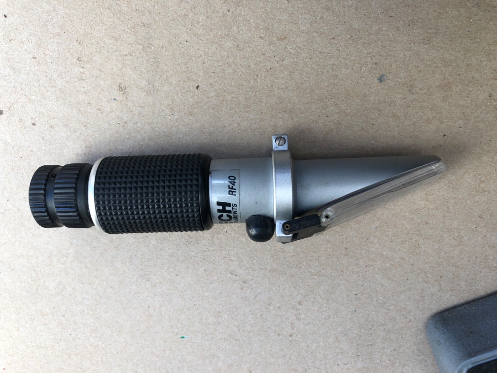 EXTECH Instruments Portable Retractometer RF40