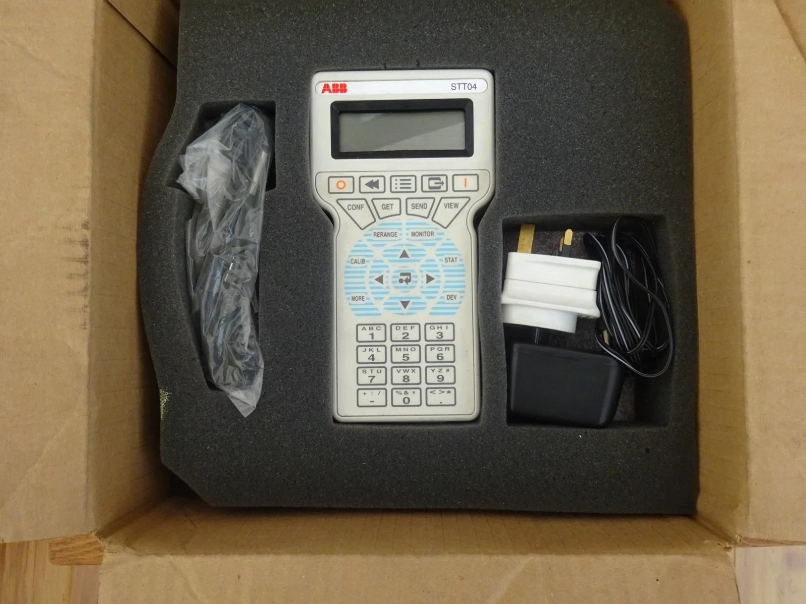 ABB STT04 Bailey Smart Temperature Transmitter Terminal Programmer (Used) B148