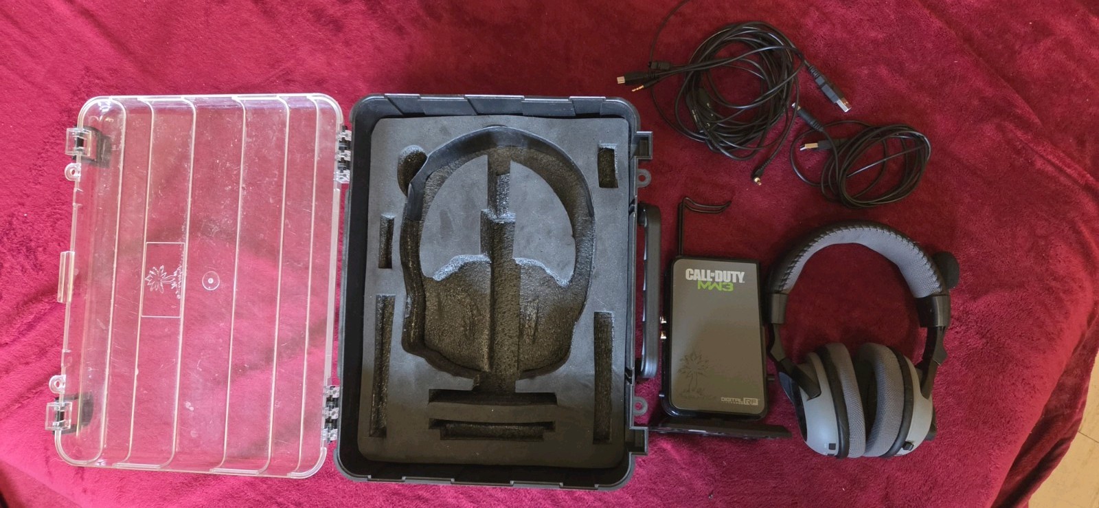 Turtle Beach Call of Duty MW3 RF Wireless Headset Gray Dolby Pro Logic IIx 3.5mm