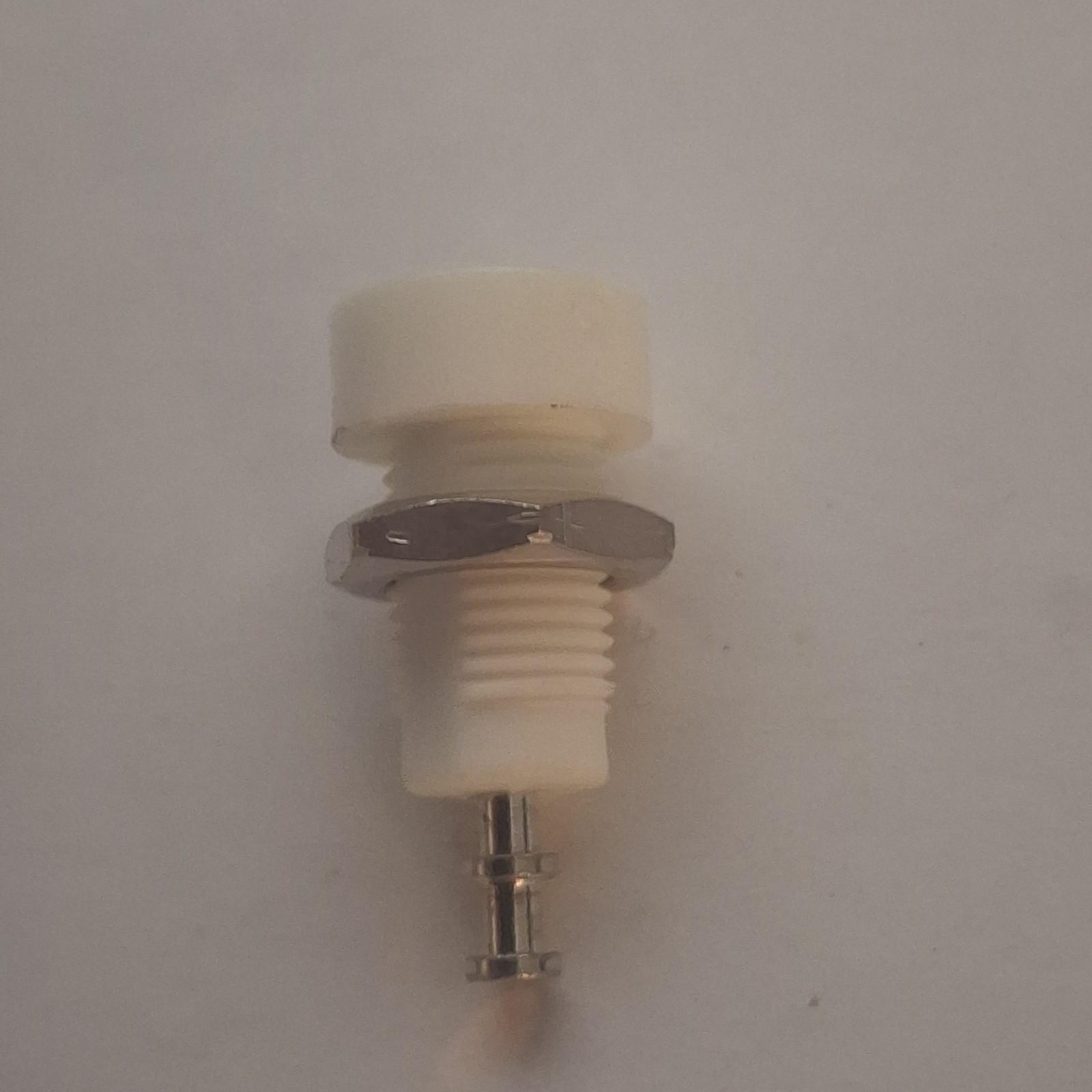 Banana Jack, Panel Mount , White, 15A