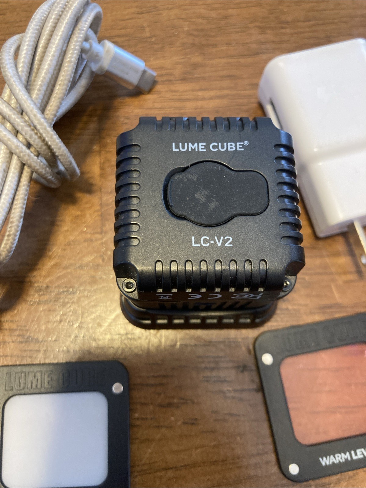 Lume Cube LC-V2 Waterproof LED Light With Filters And Cable