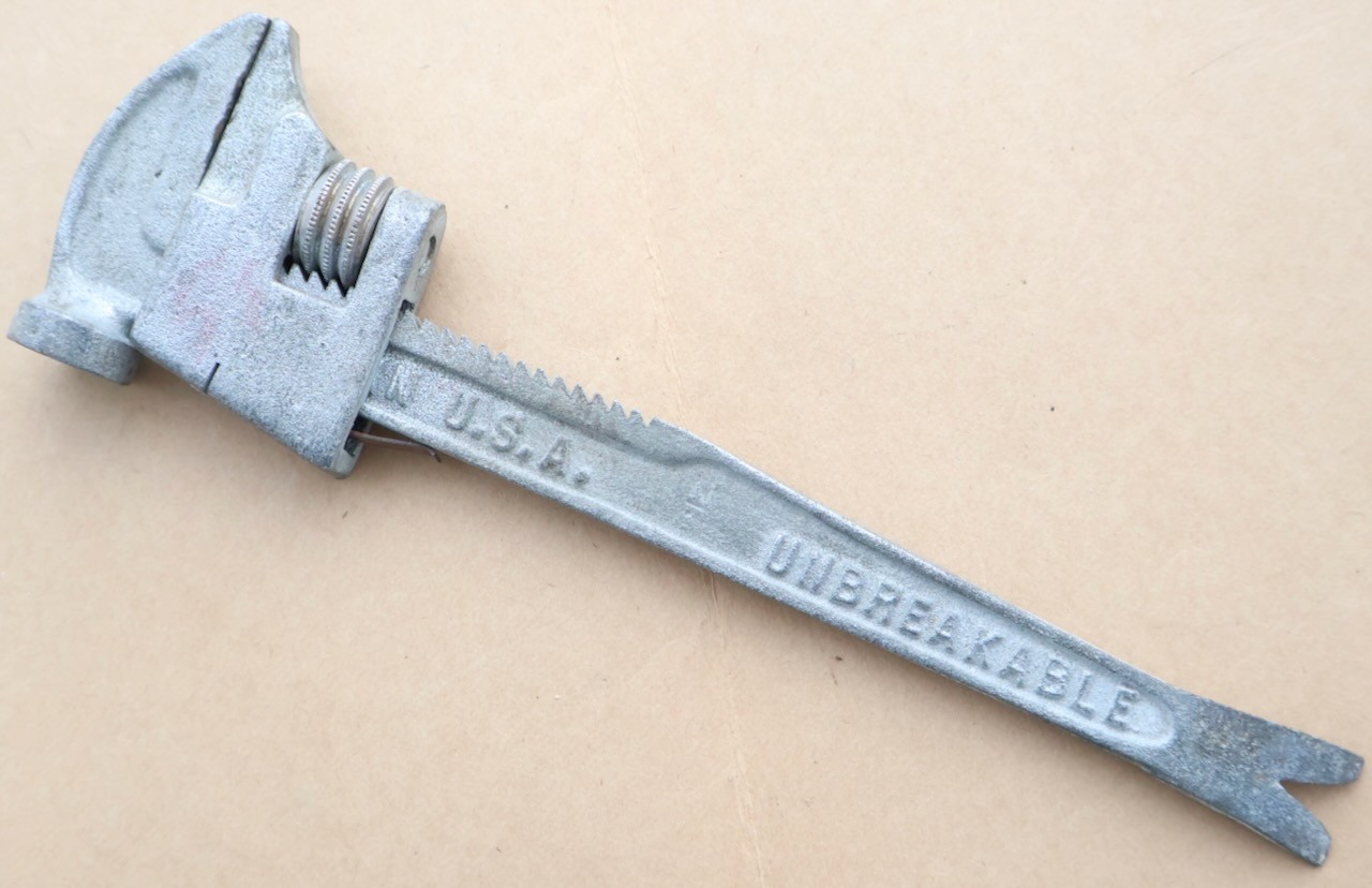 8.5” G. M. Co. (L. I. City New York) UNBREAKABLE Multi-Tool / Mountain Top Tools