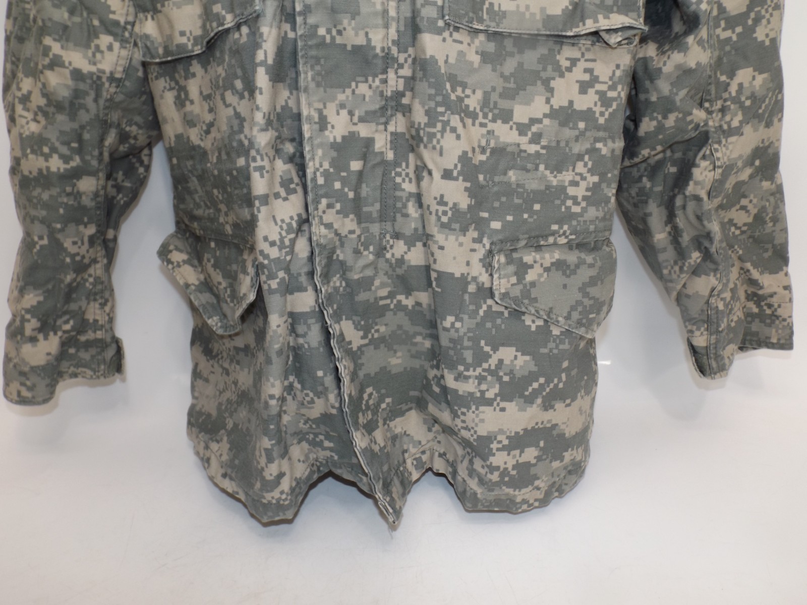 US Military Cold Weather UCP Heavy Field Coat & Hood - Size: SMALL - REG