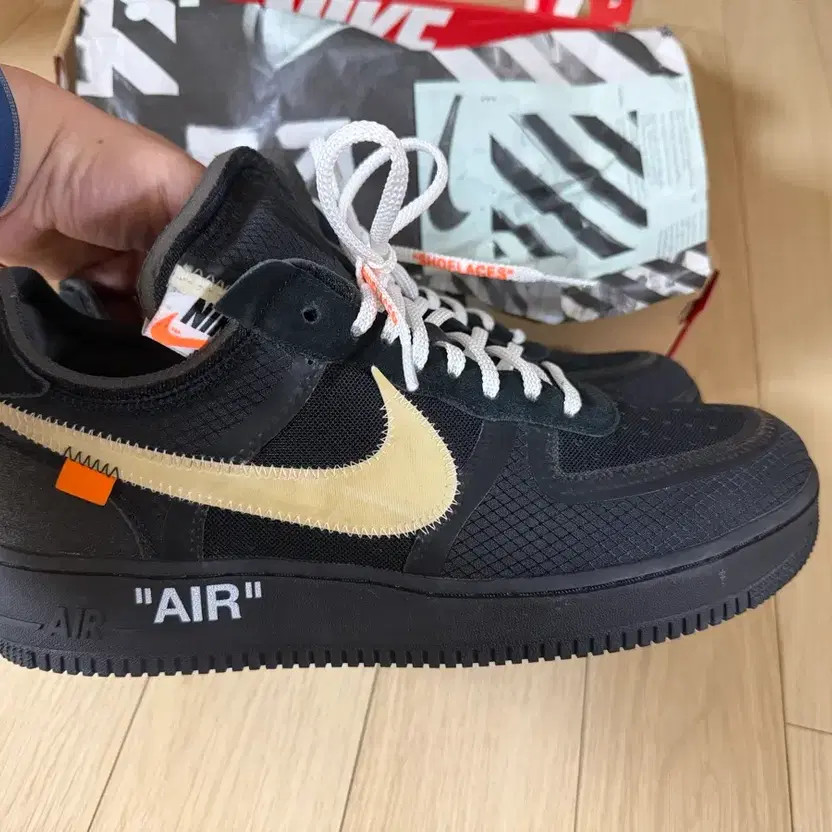 Nike Off-White Air Force V2 Black Official