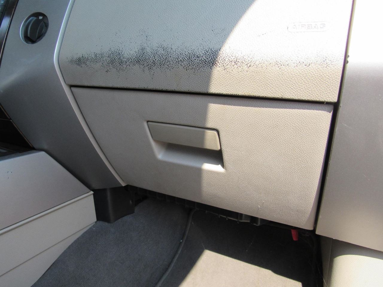EXPEDITON 2009 Glove Box 1058528