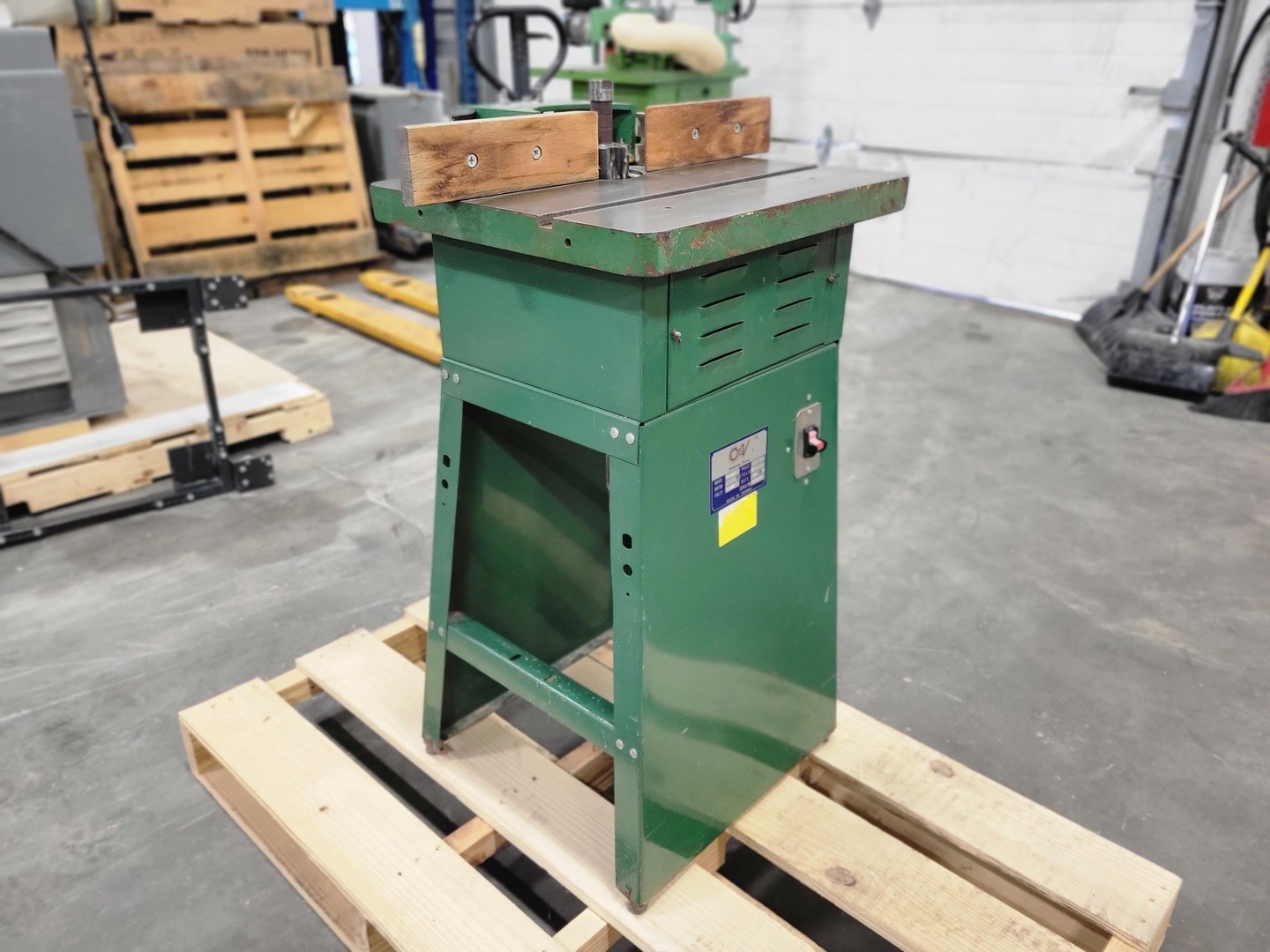 CAV SP-1218A 1 hp, 20" x 10.5" Shaper