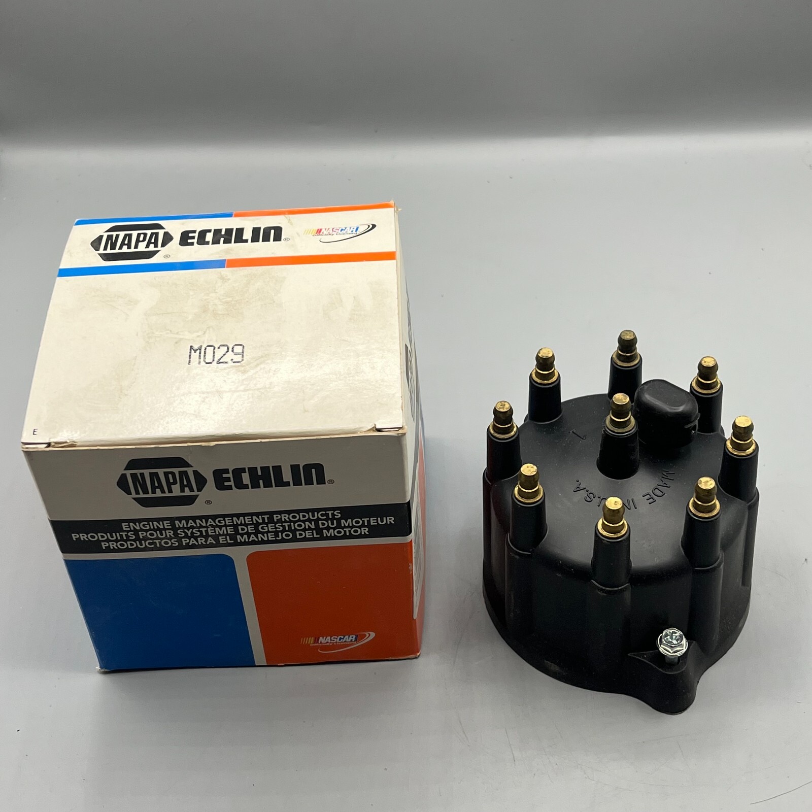 NAPA Echlin Distributor Cap MO29