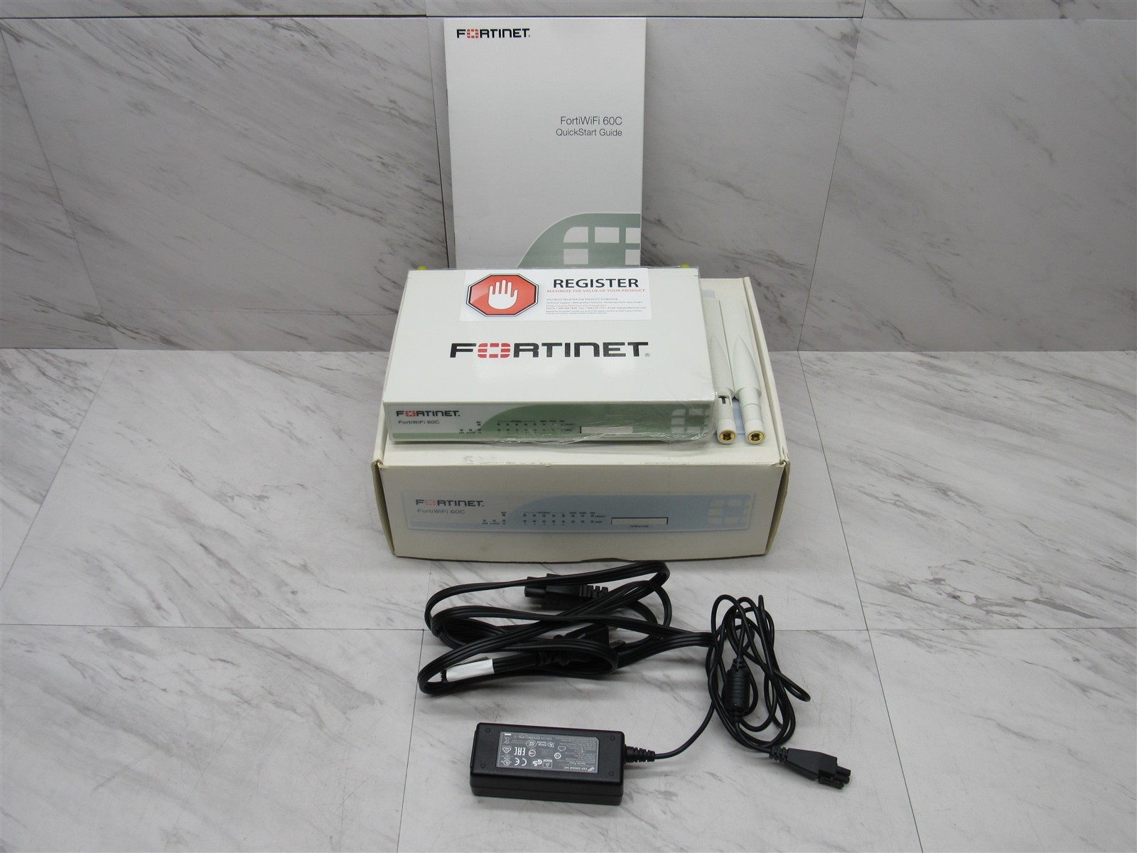 NEW FORTINET FORTIWiFi 60C NETWORK SECURITY ROUTER FWF-60C with Adapter