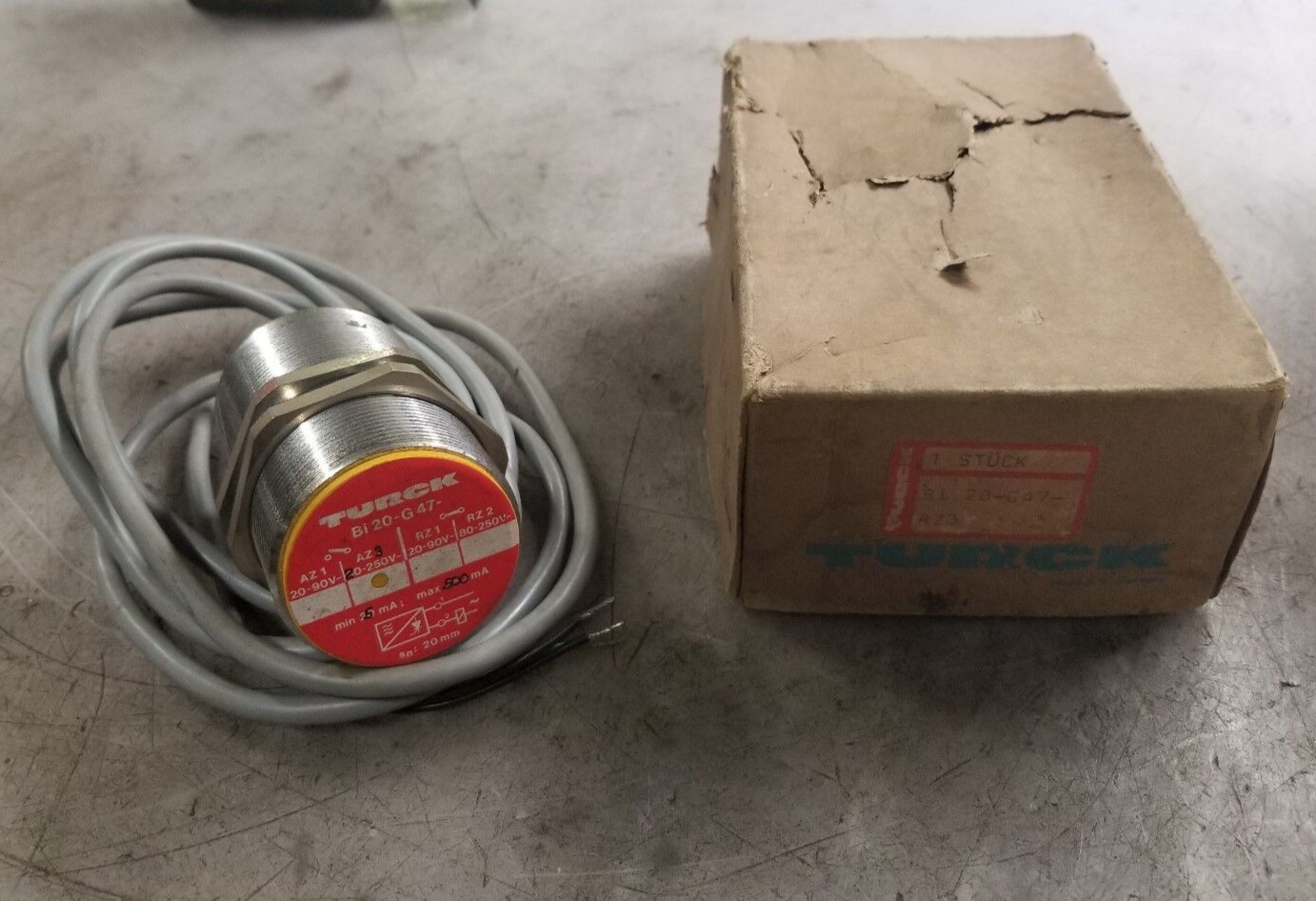 NEW TURCK BI20-G-47-AZ3 PROXIMITY SENSOR 20-250V