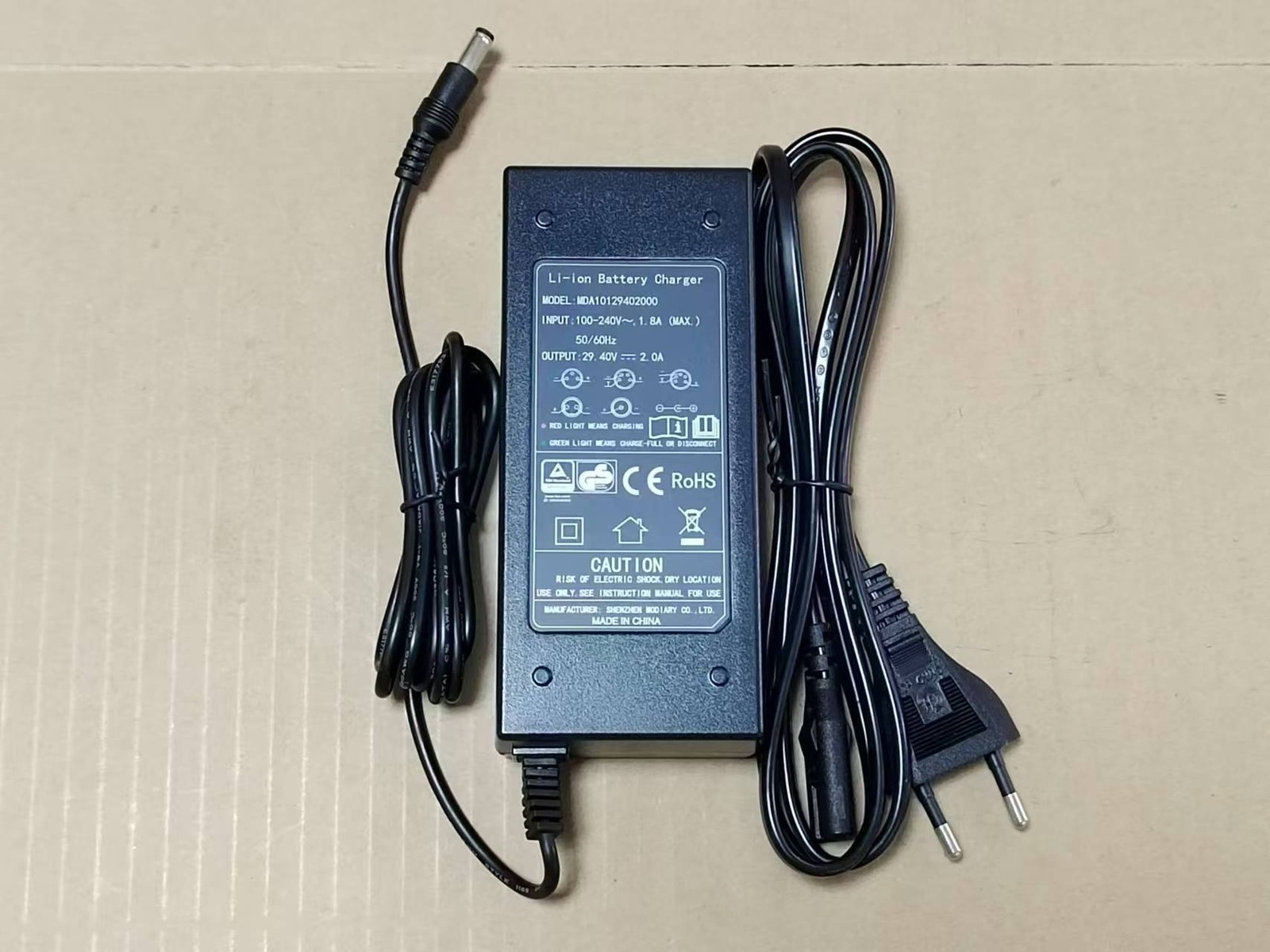 1PC MDA10129402000 29.4V 2.0A BATTEY charger Power charger