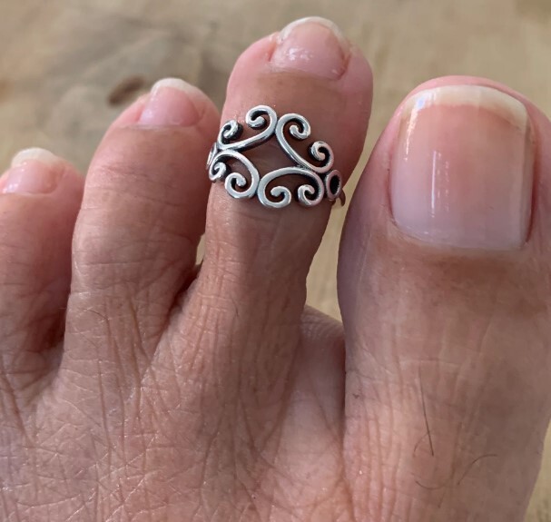 Gift For Womens Stylish Solid Metal Adjustable Toe Ring White Gold Plated Silver